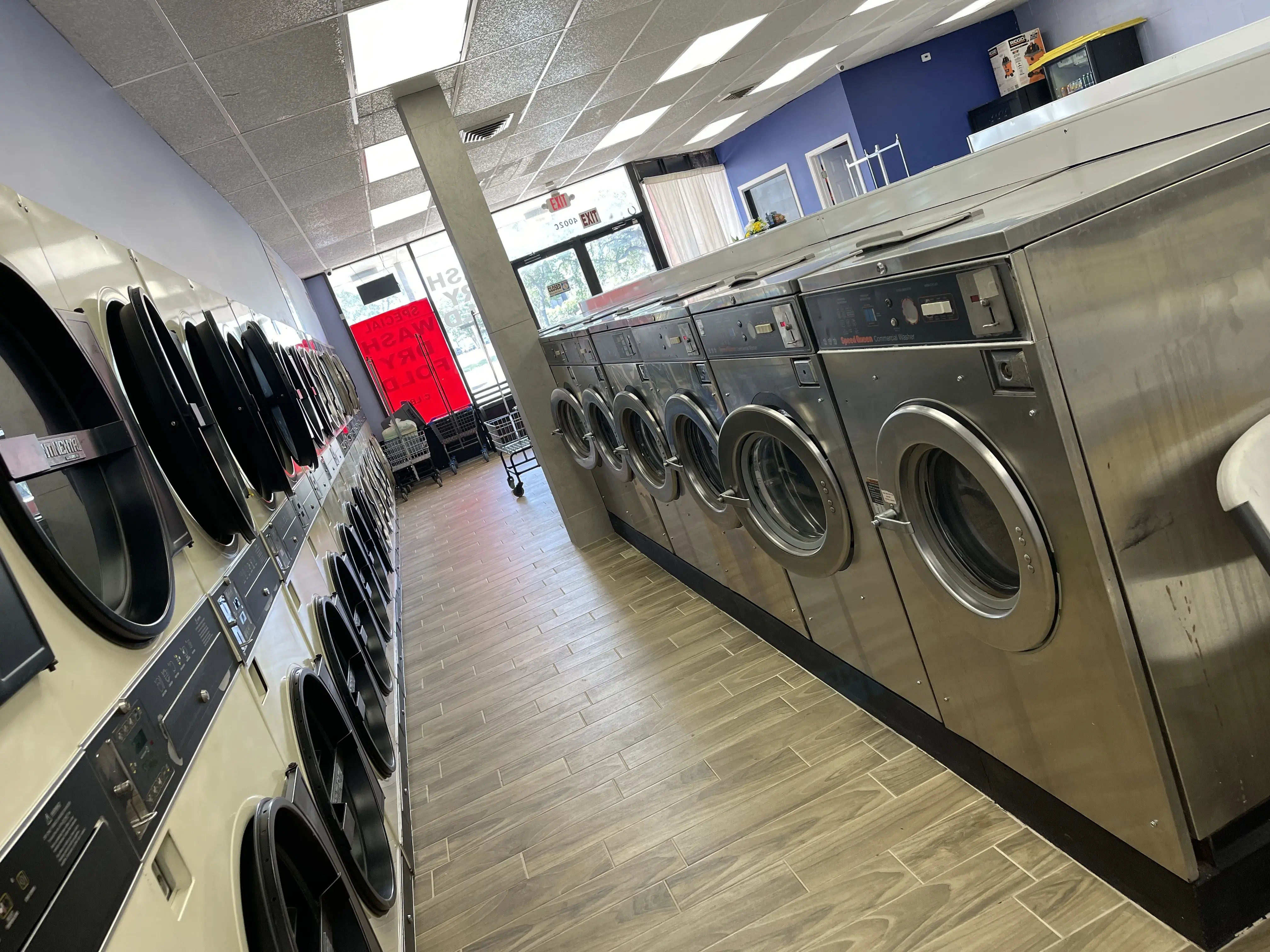 Fairmont Washateria thumbnail 16