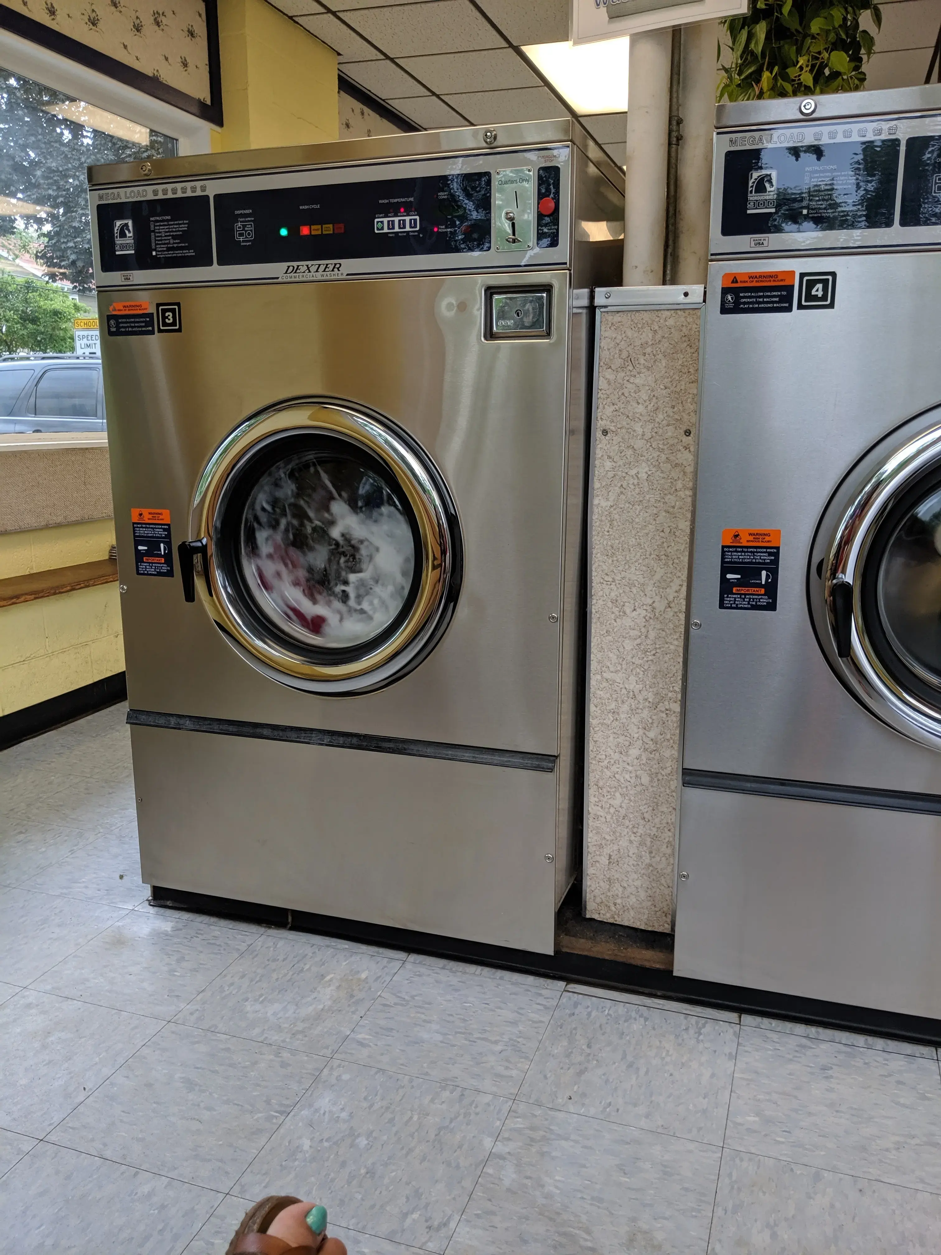Fall Creek Laundromat - Image 13
