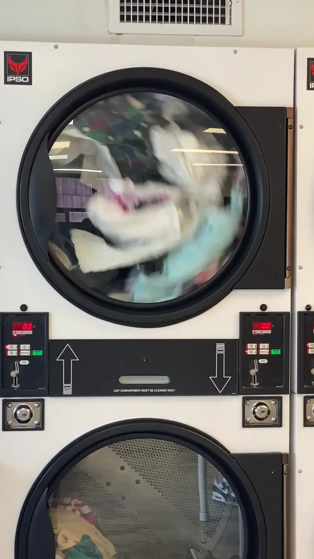 Falls Coin Wash & Laundromat thumbnail 13