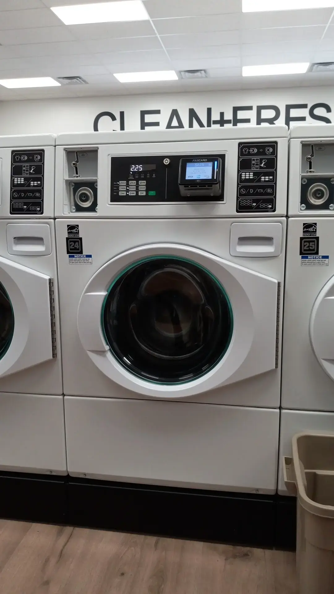 Falls Laundromat thumbnail 58