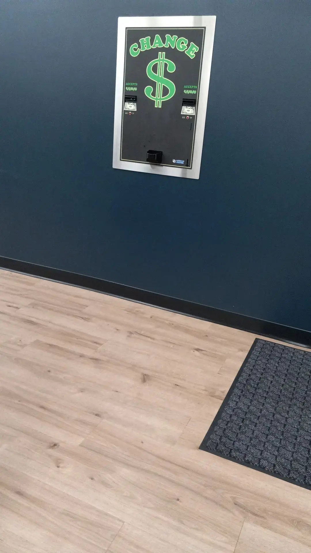 Falls Laundromat - Image 19