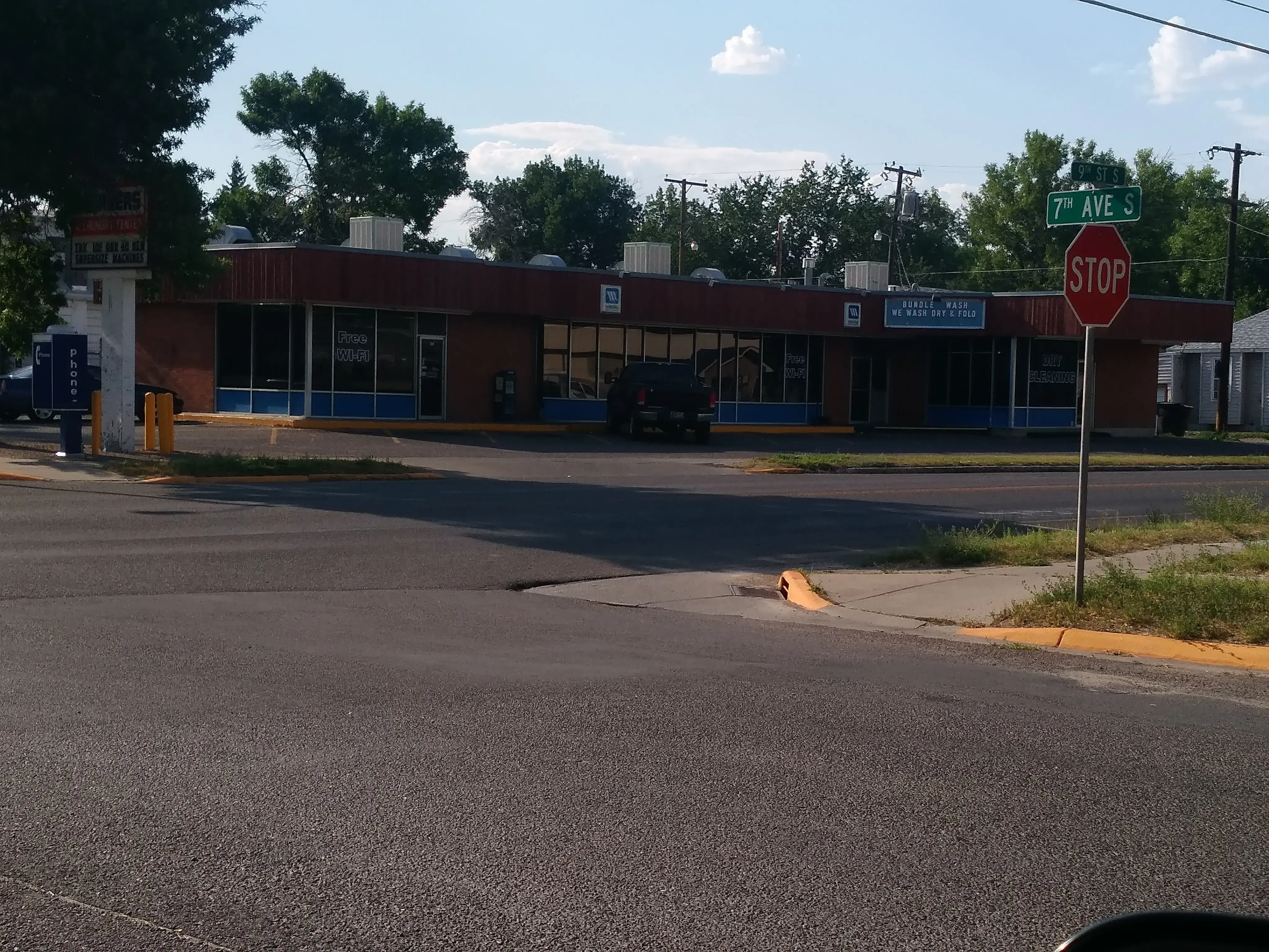 Falls Laundry Center - Image 14