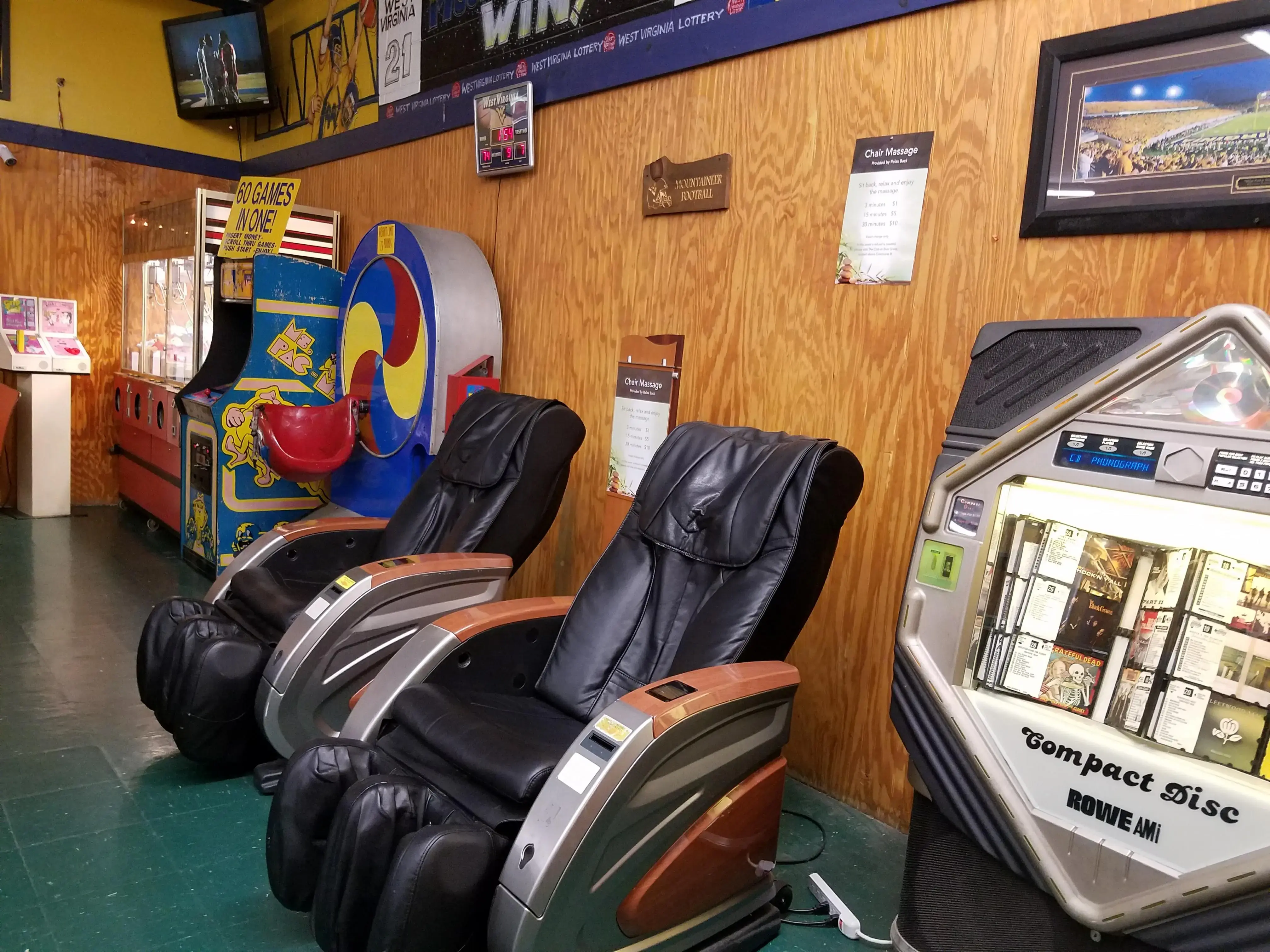 Family Coin Laundry - Image 5