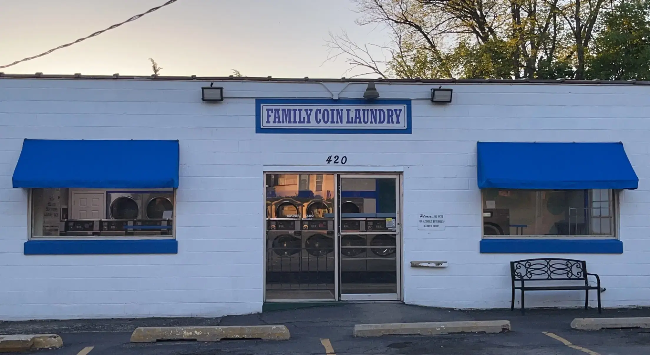 Family Coin Laundry - Image 13