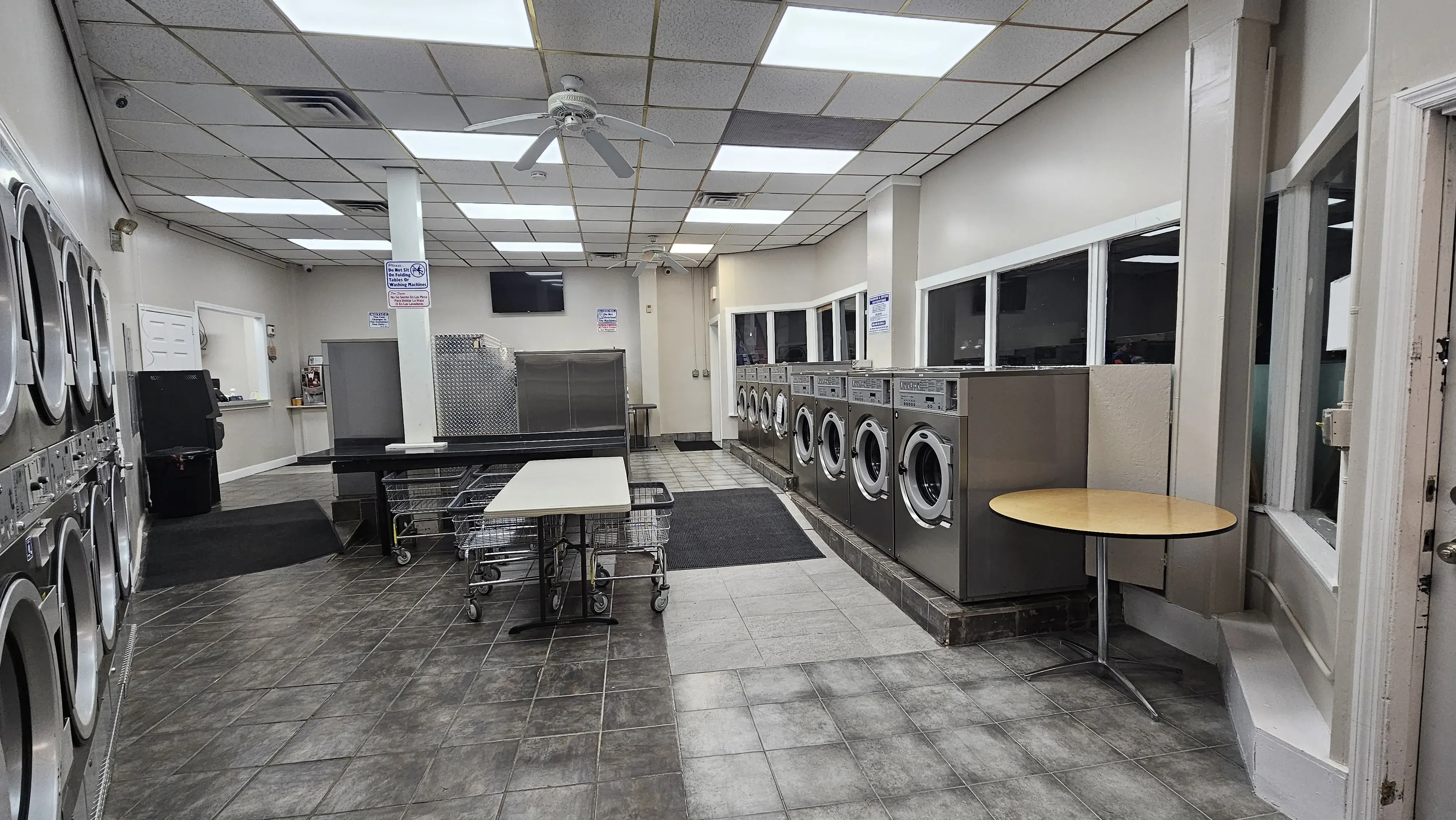 Family Fresh Laundromat location