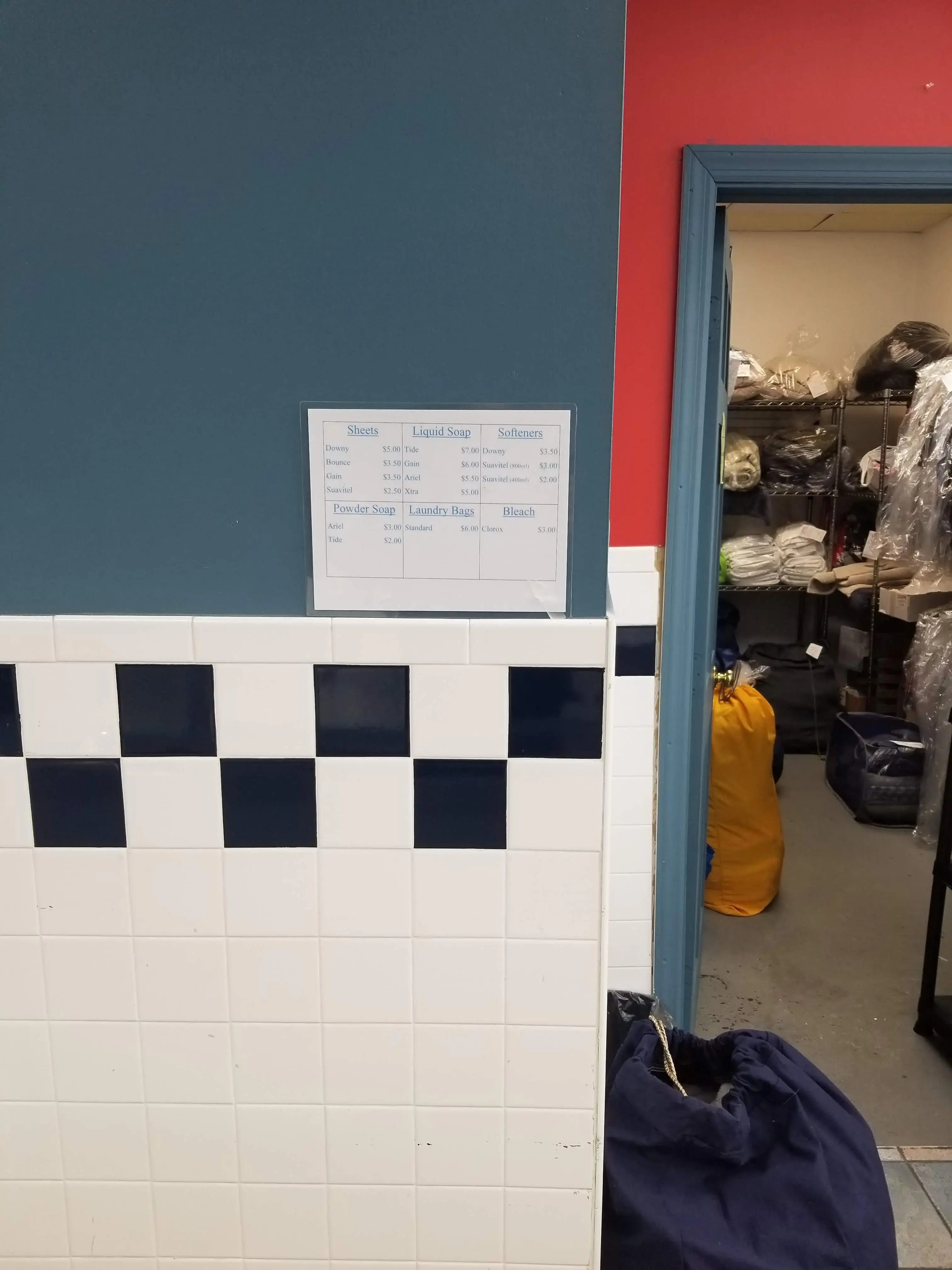 Family Launderette thumbnail 14