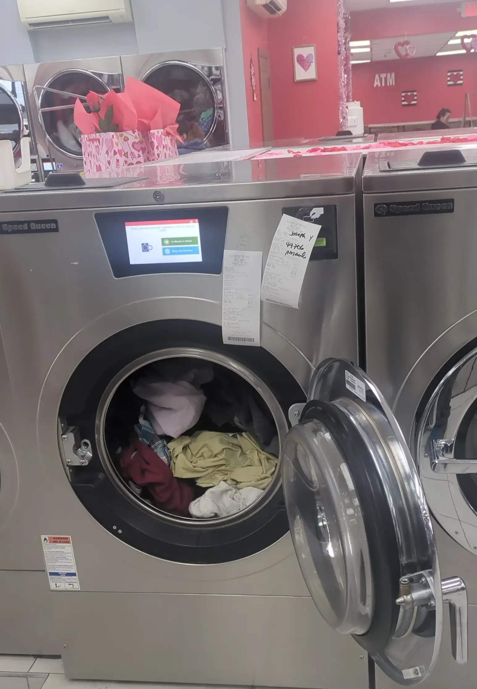 Family Launderette thumbnail 19
