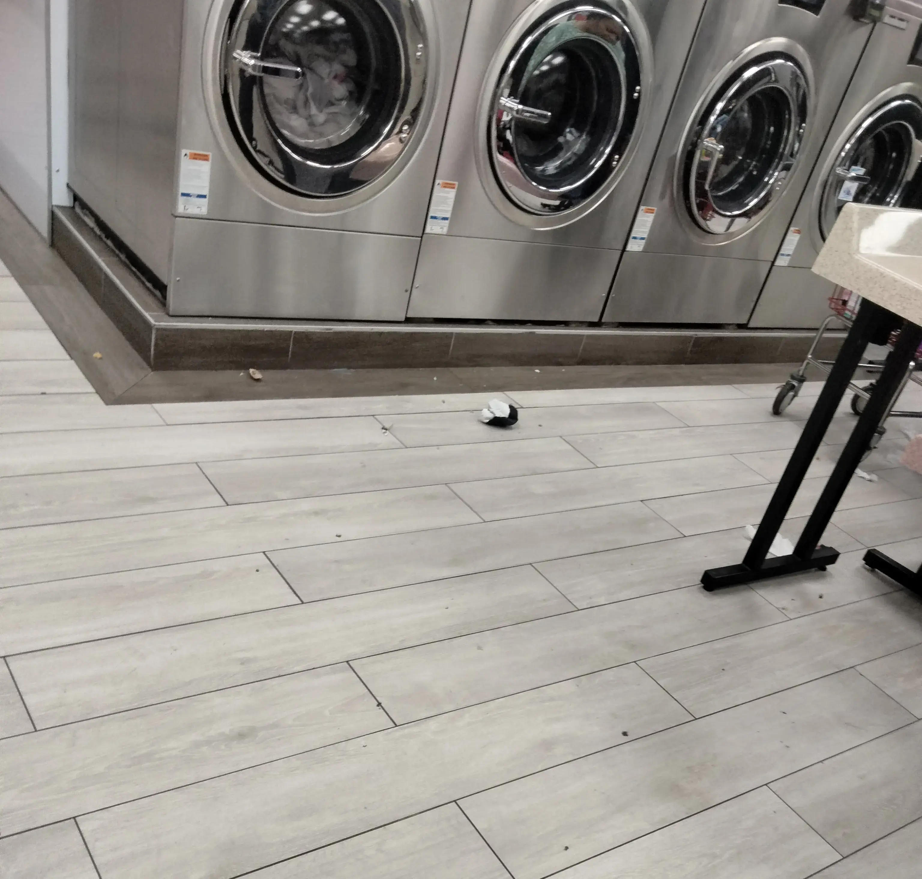 Family Launderette - Image 4