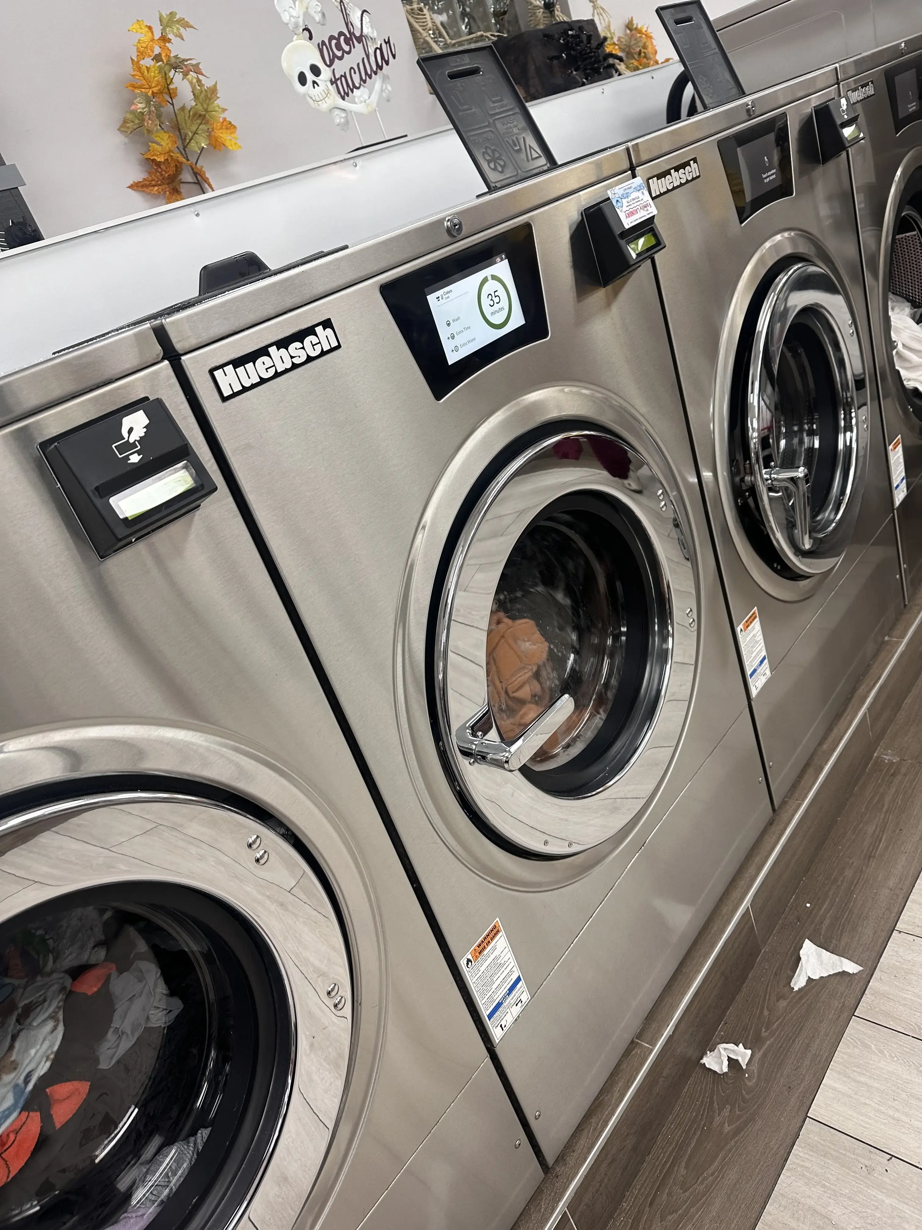 Family Launderette - Image 17