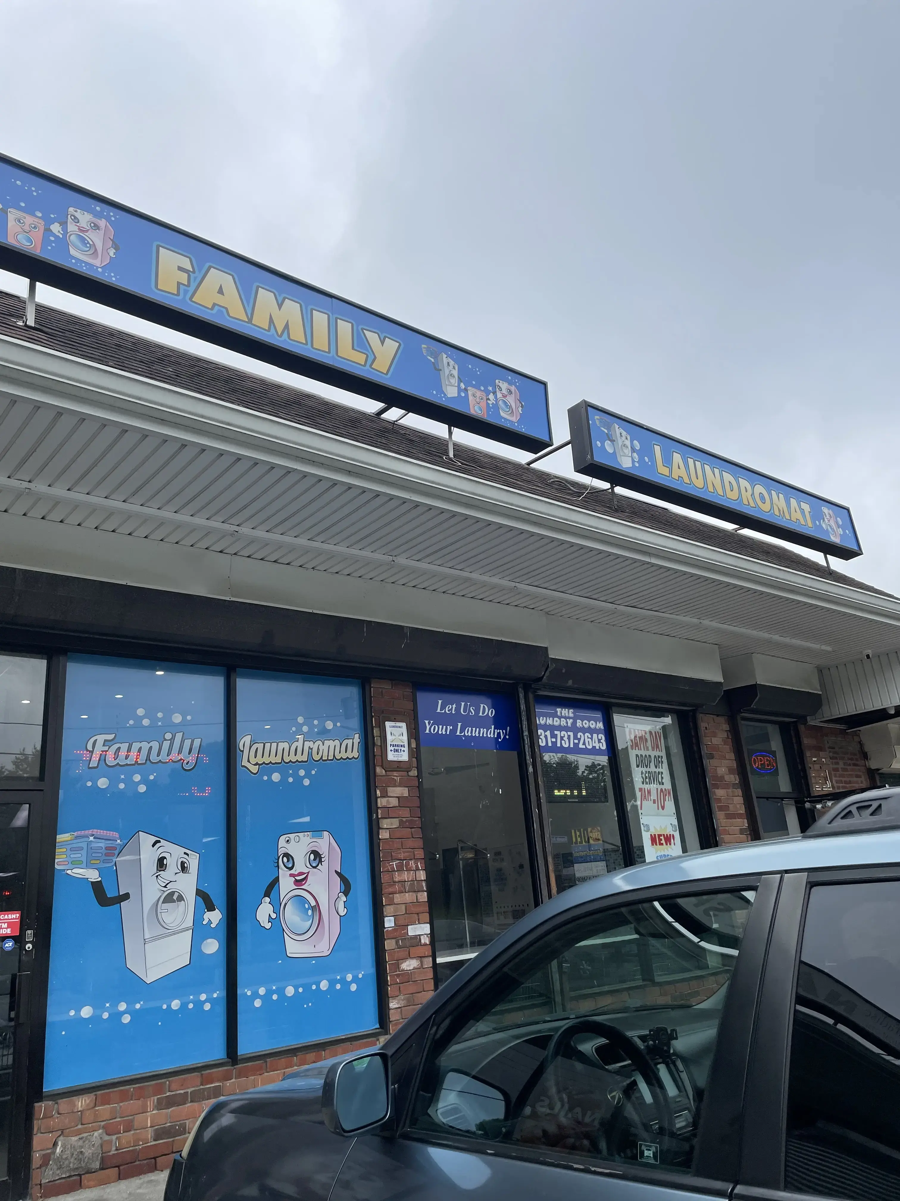 Family Laundromat at Ronkonkoma thumbnail 2