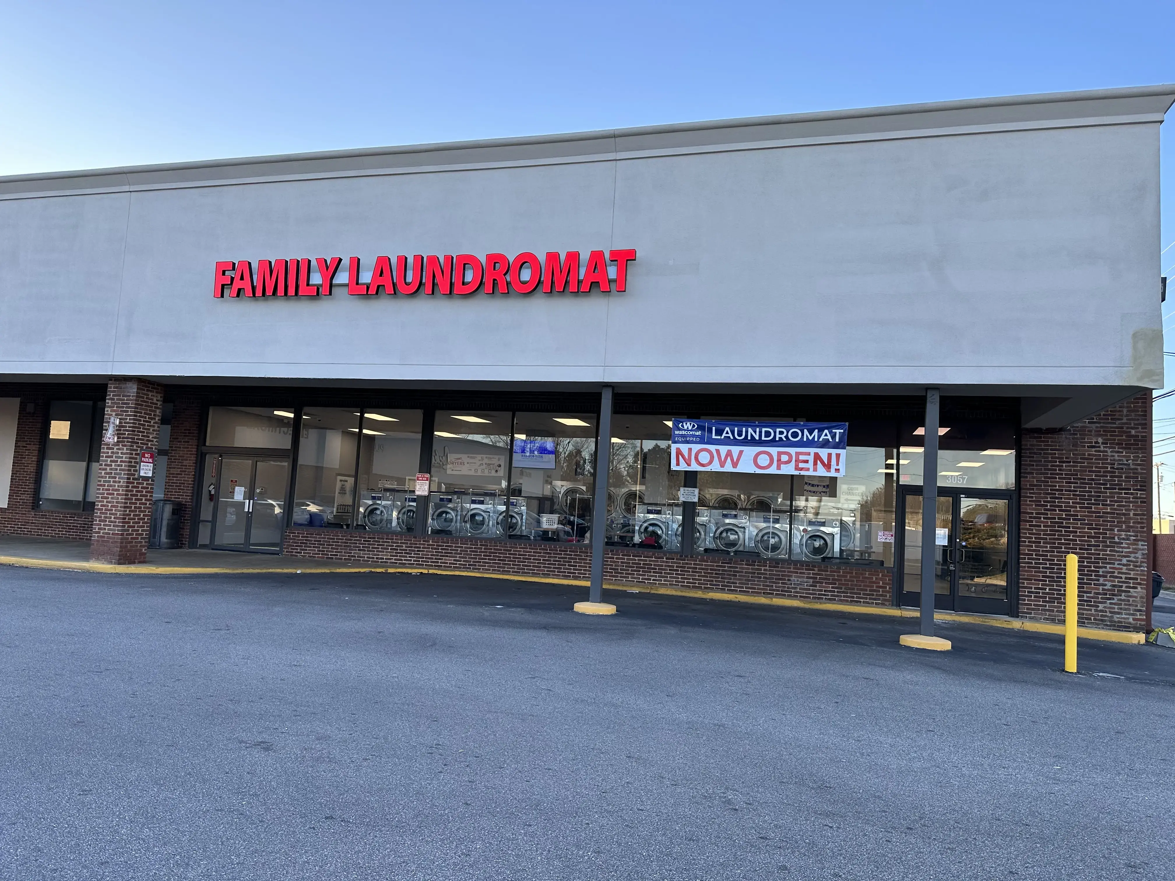 Family Laundromat - Image 1