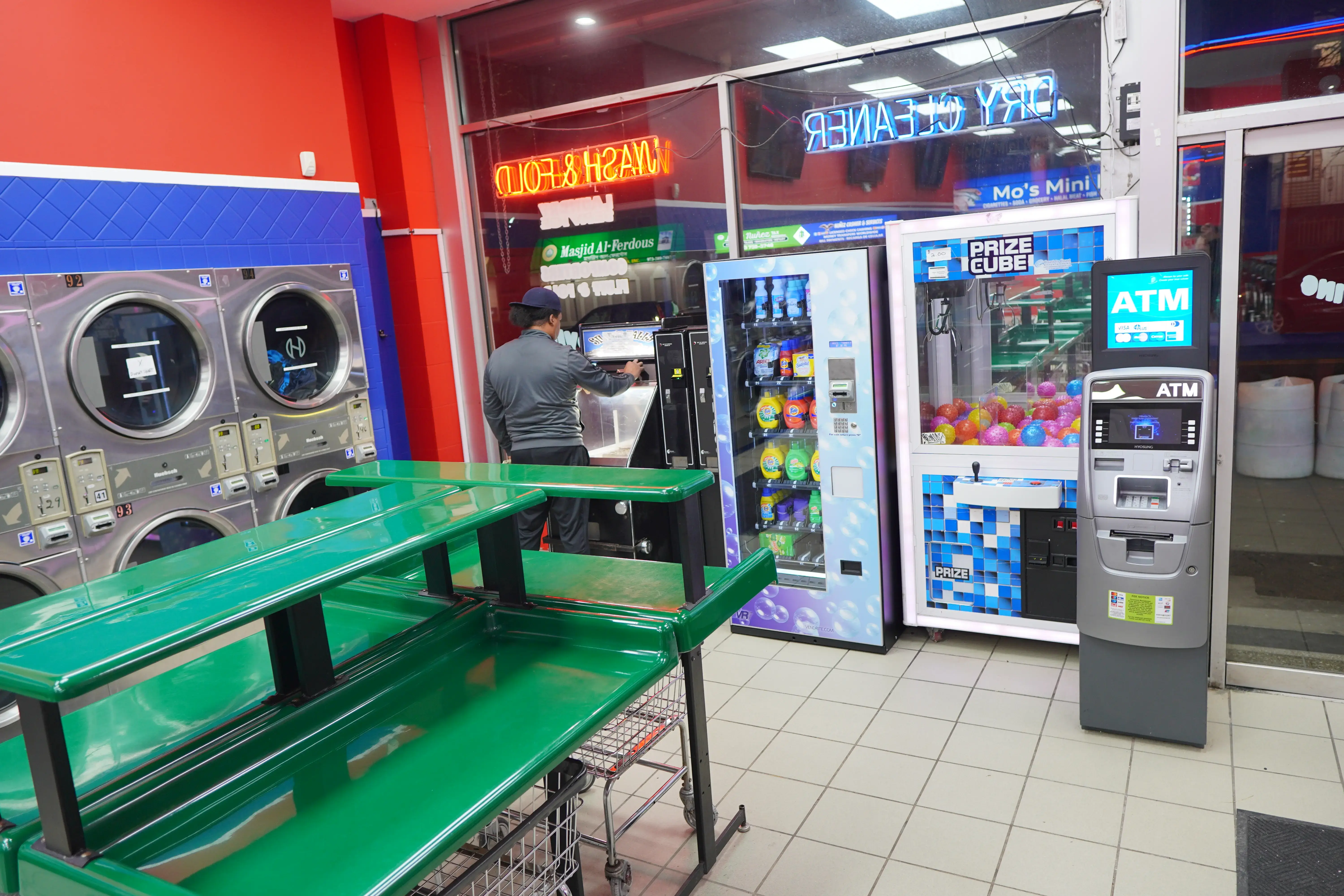 Family Laundromat Of Paterson - Image 4