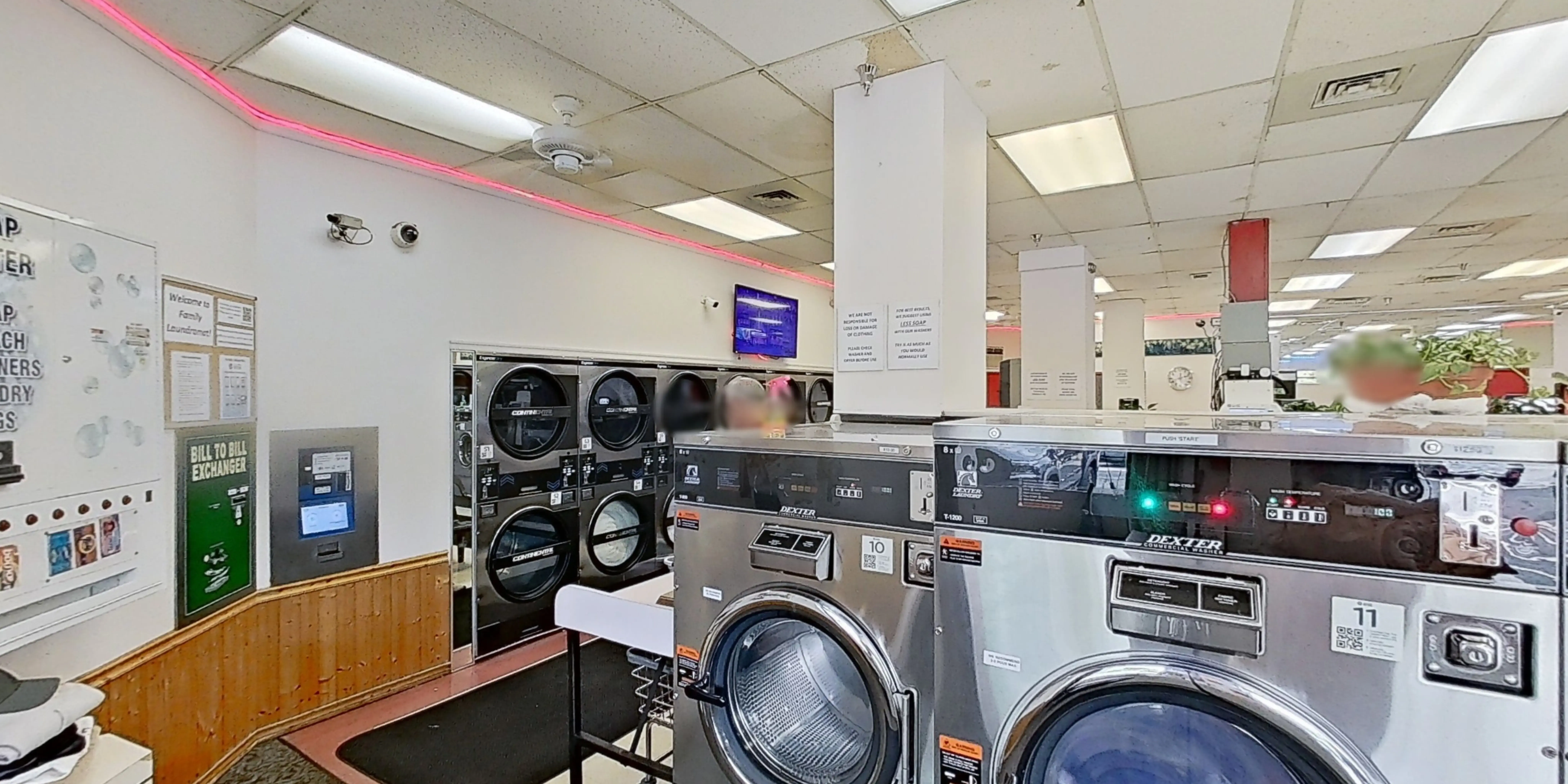 Family Laundromat - Image 3