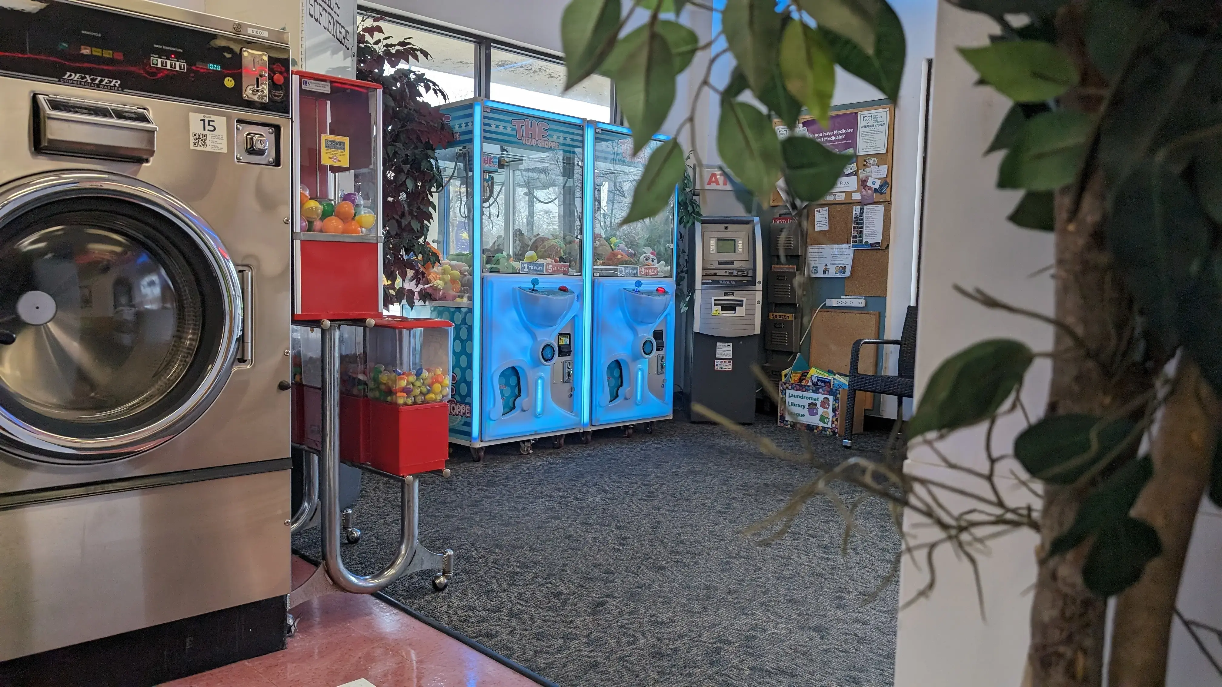 Family Laundromat thumbnail 6