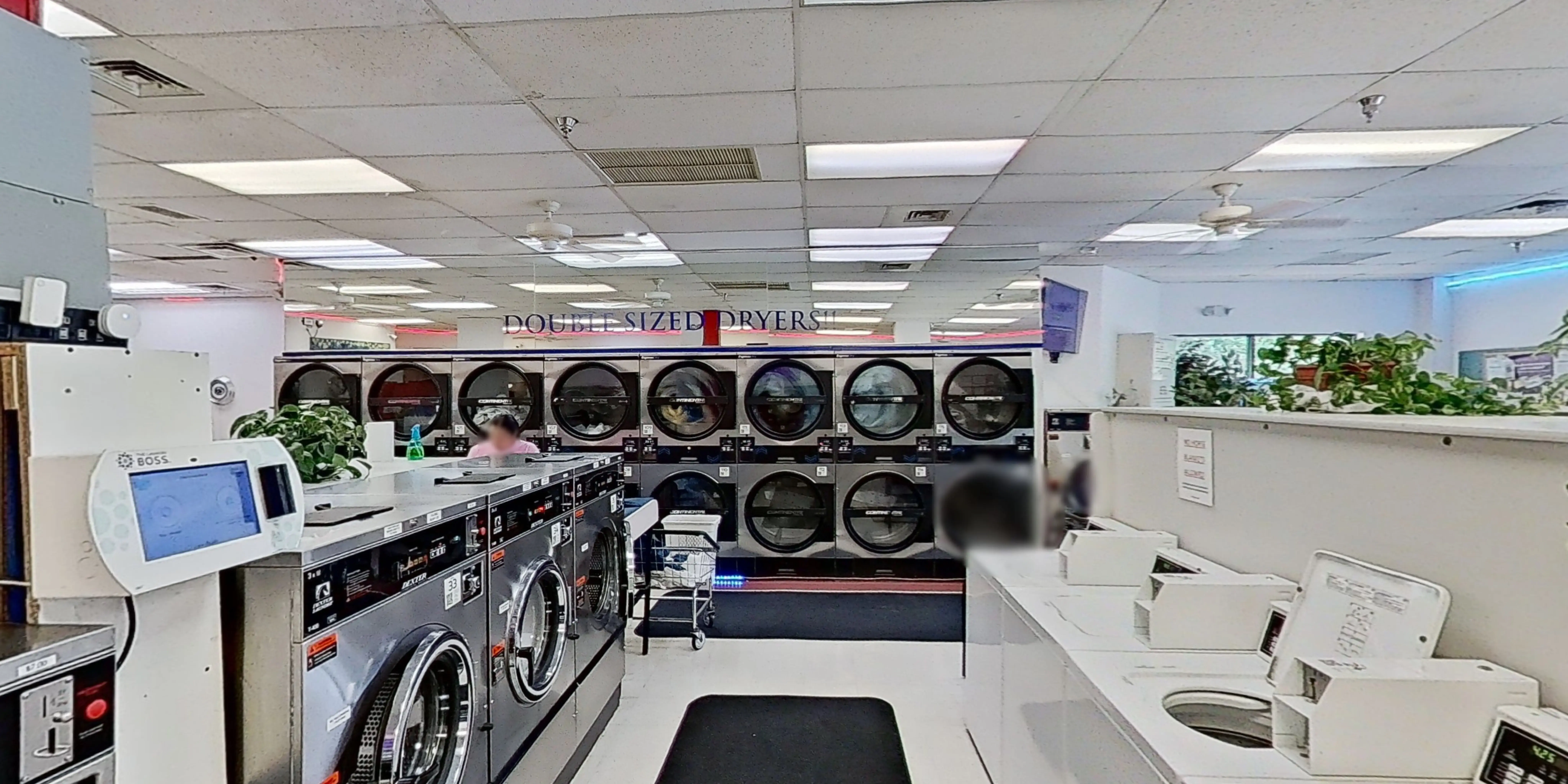 Family Laundromat - Image 19