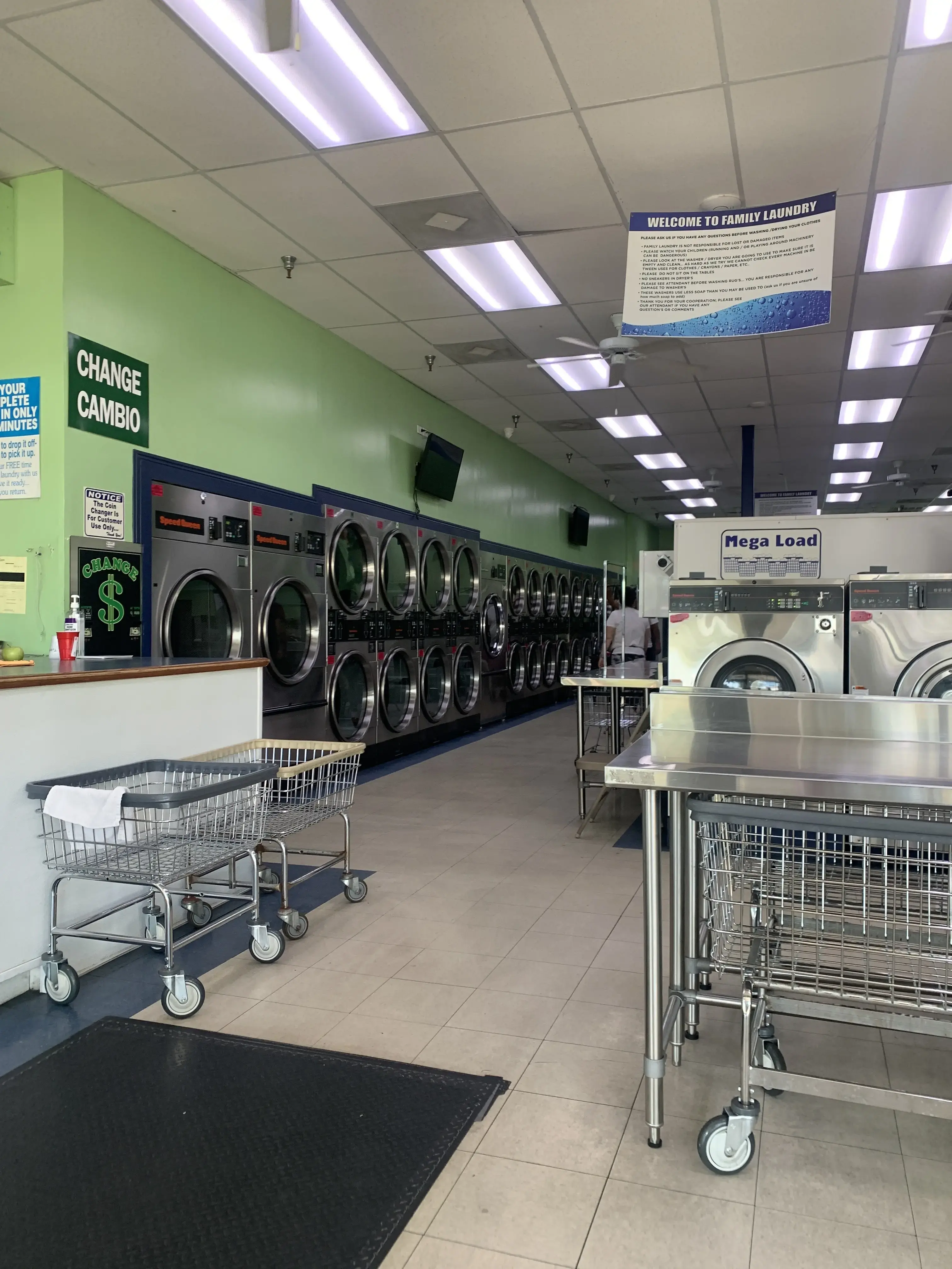 Family Laundry Center - Image 4