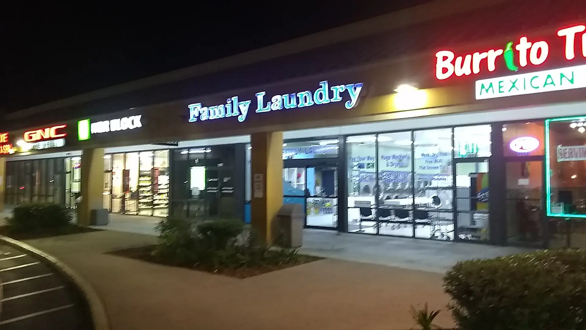 Family Laundry Center thumbnail 5