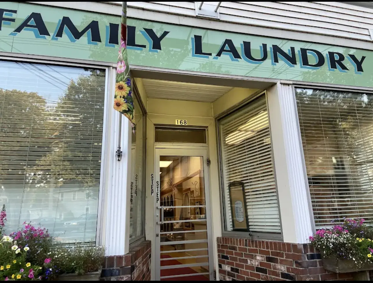 Family Laundry - Image 4