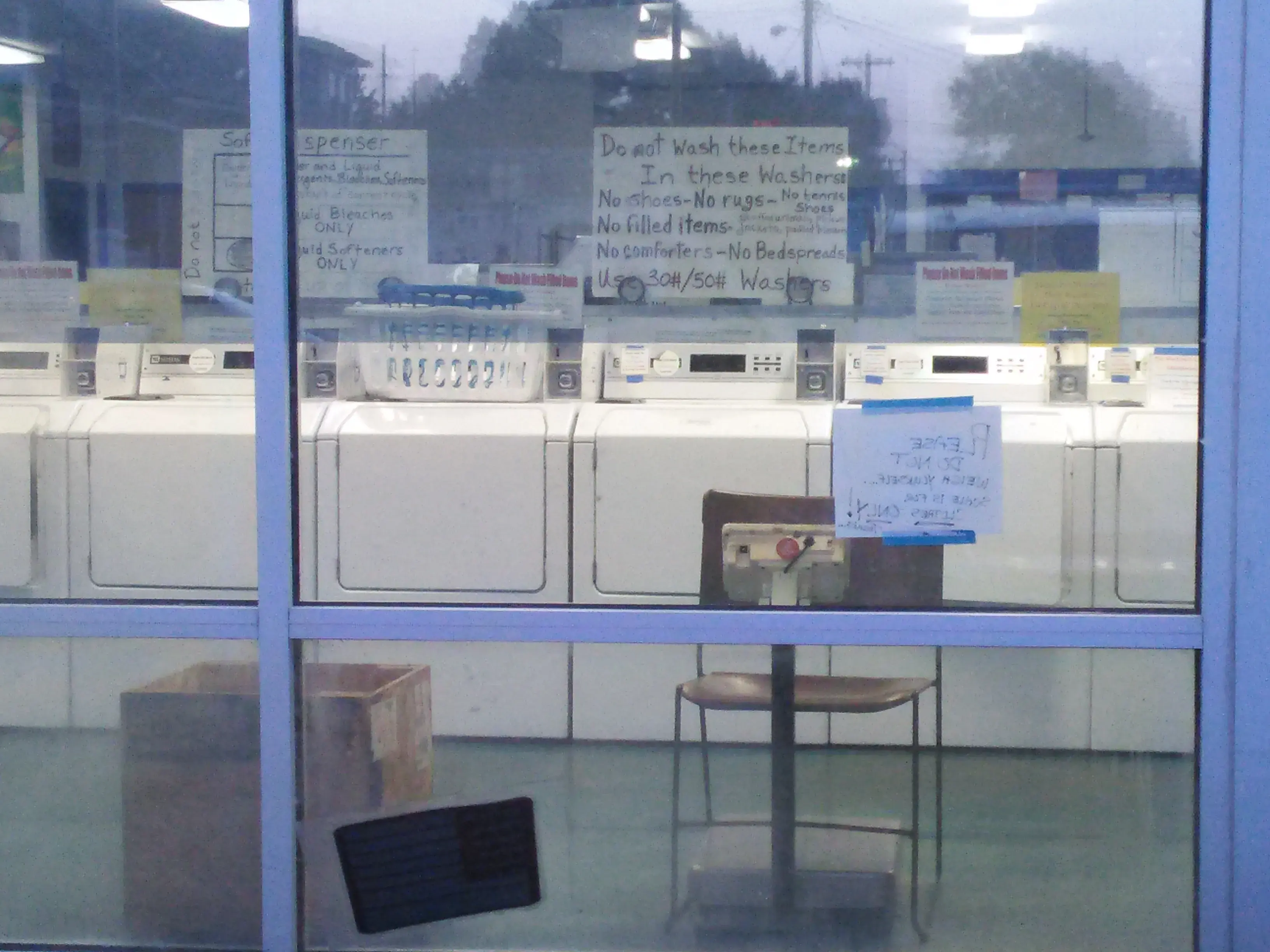 Family Laundry - Image 6