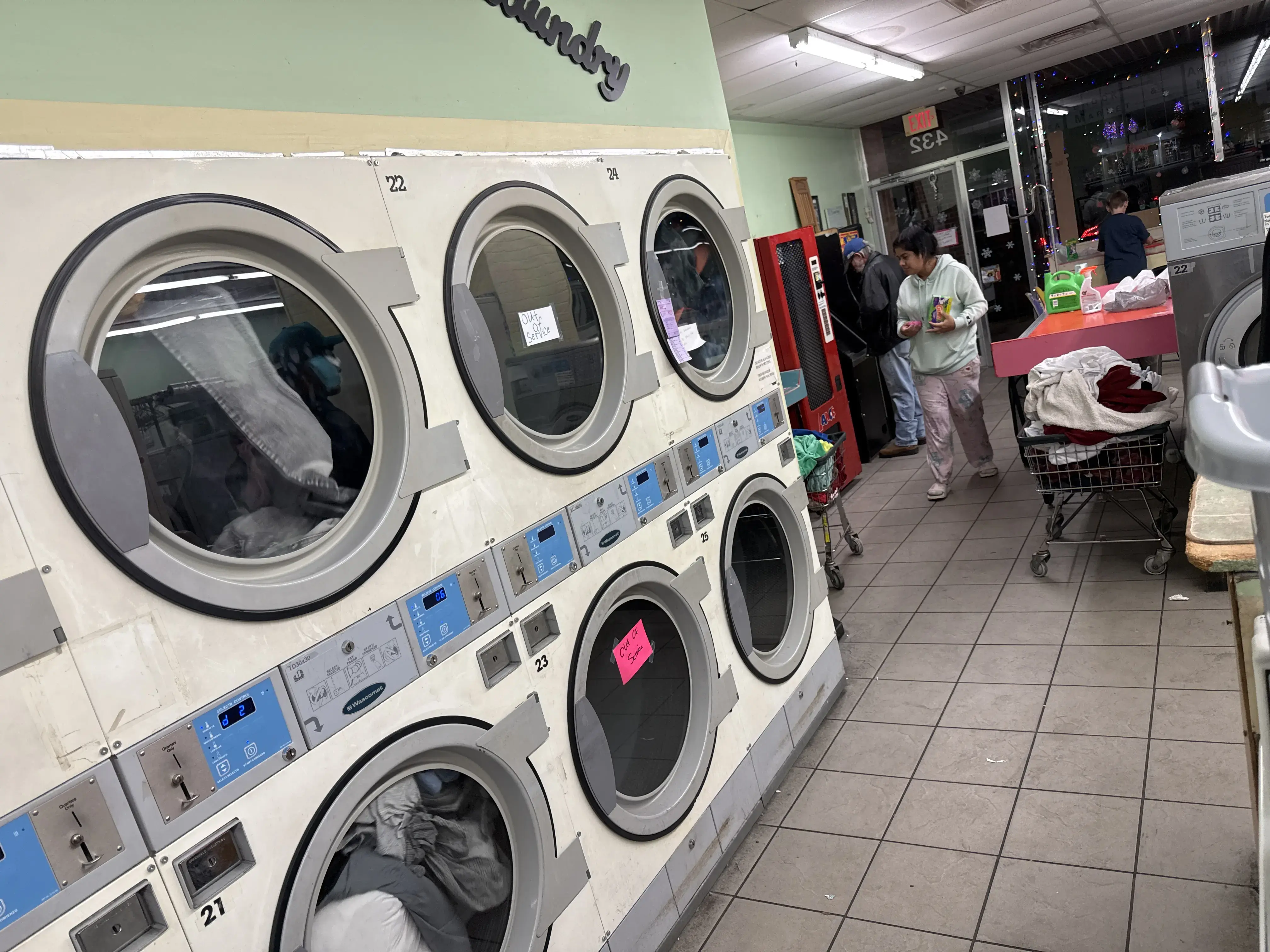 Family Laundry thumbnail 5