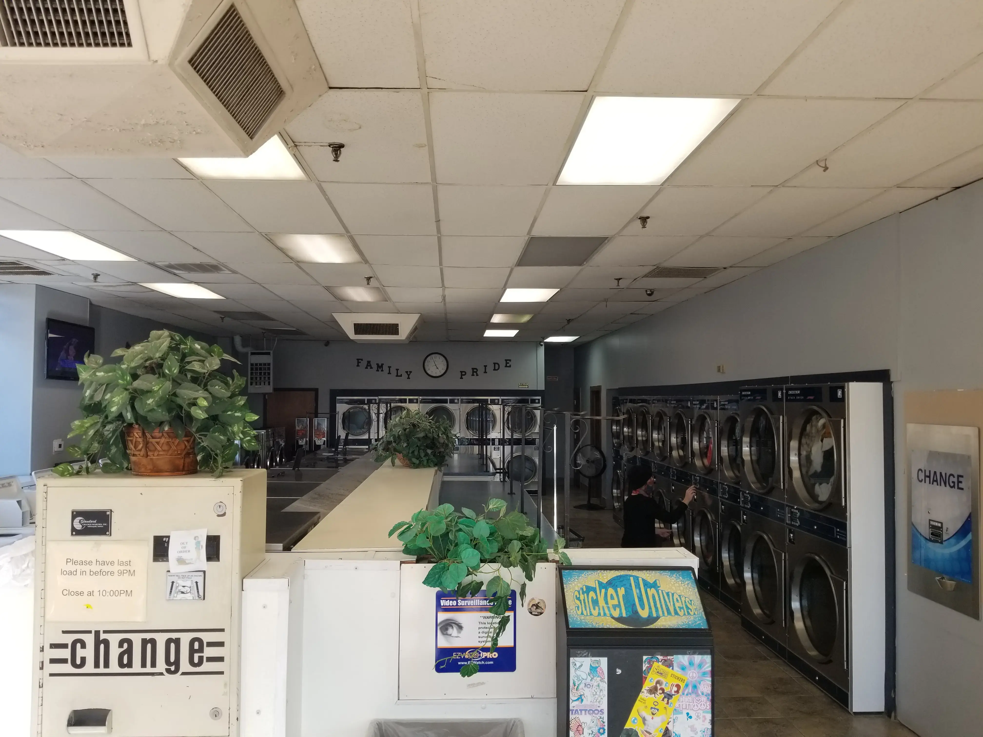Family Pride Laundry - Image 16