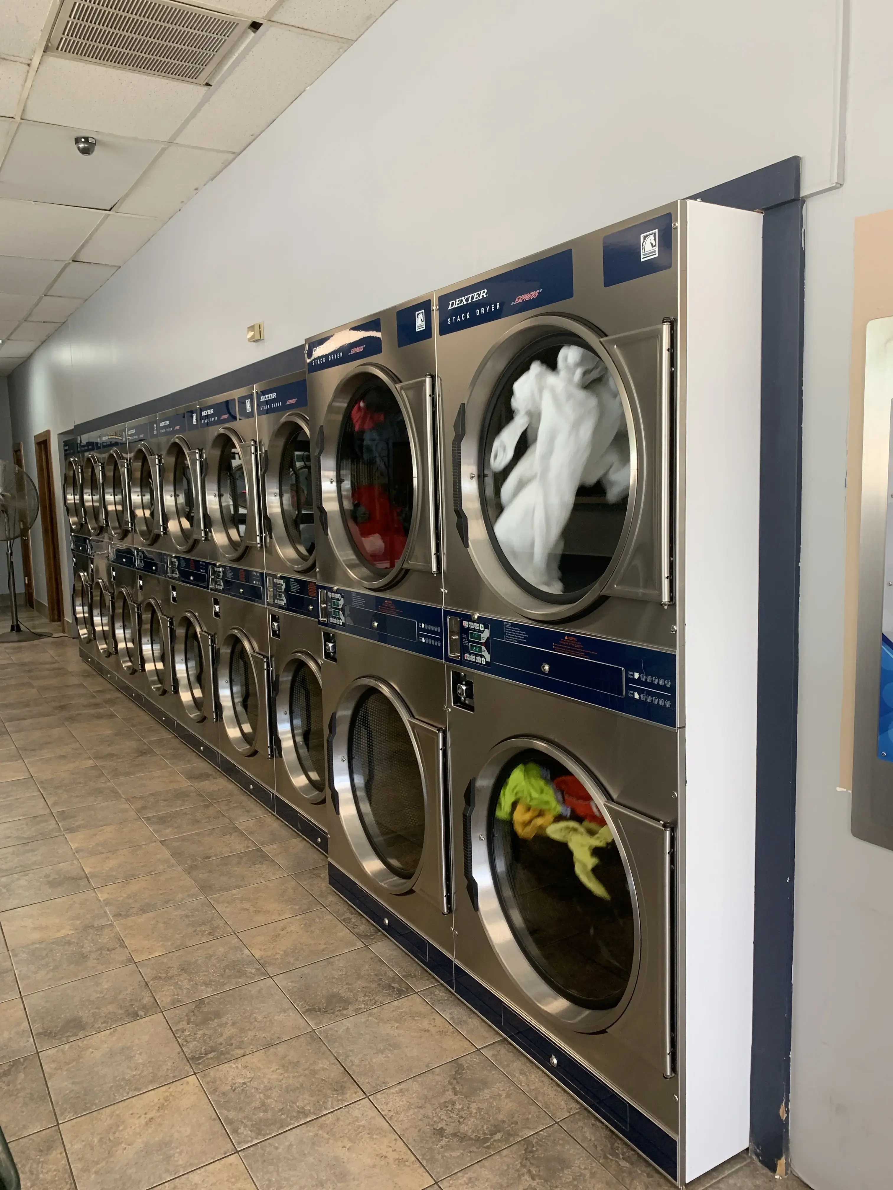 Family Pride Laundry thumbnail 19