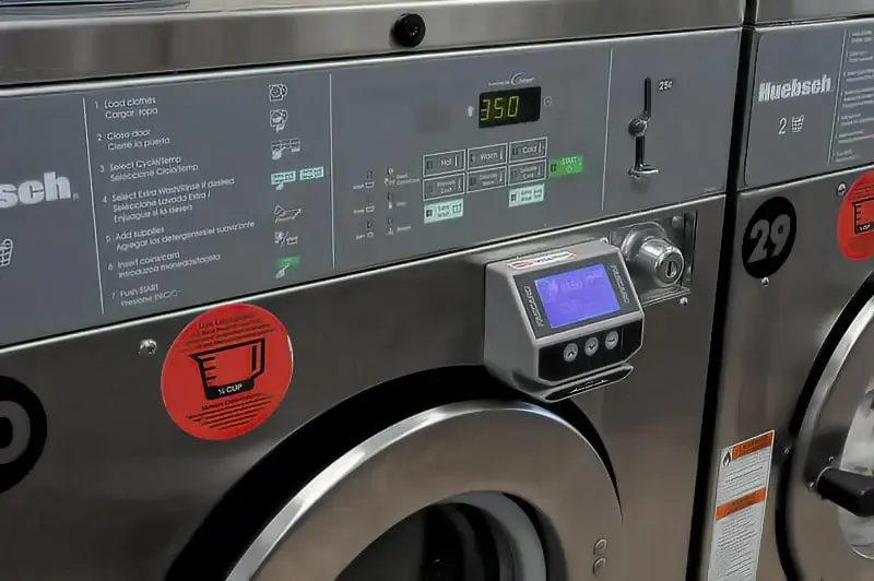 Farmingdale Village Laundromat thumbnail 4