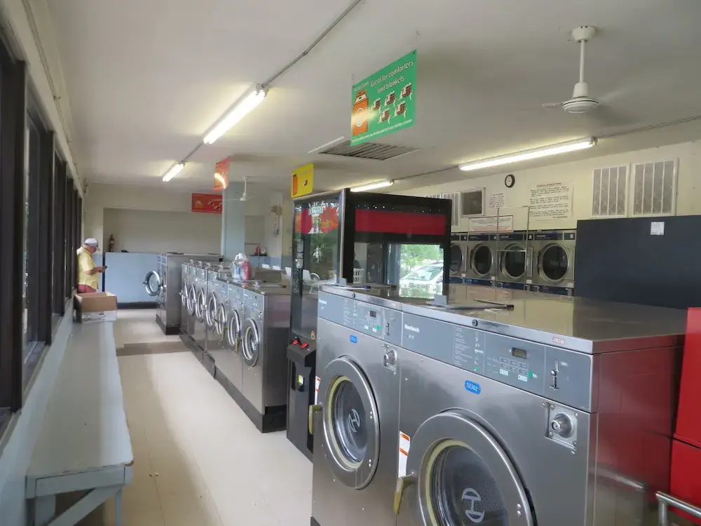 Farmville Laundry Land Laundromat thumbnail 7