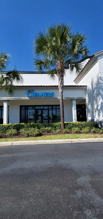 Fashion Fresh Dry Cleaners & Alterations - Image 13