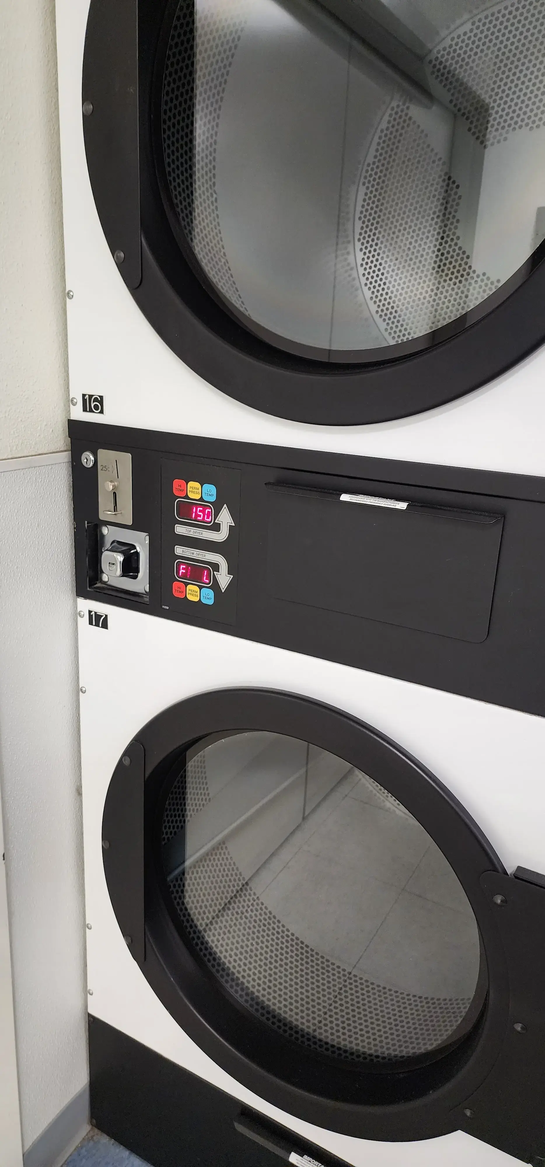 Fast & Fluffy Laundromat - Image 10