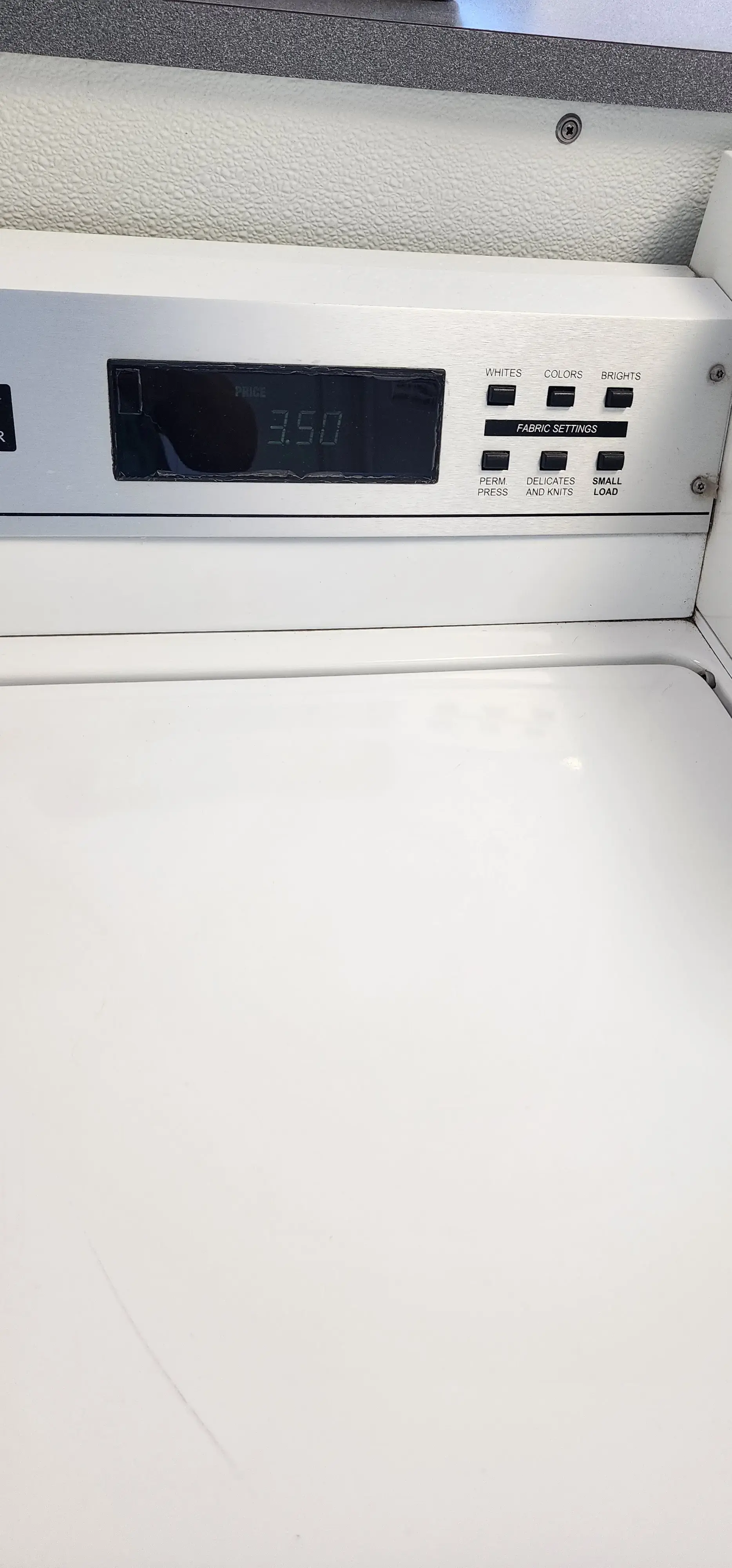 Fast & Fluffy Laundromat - Image 7