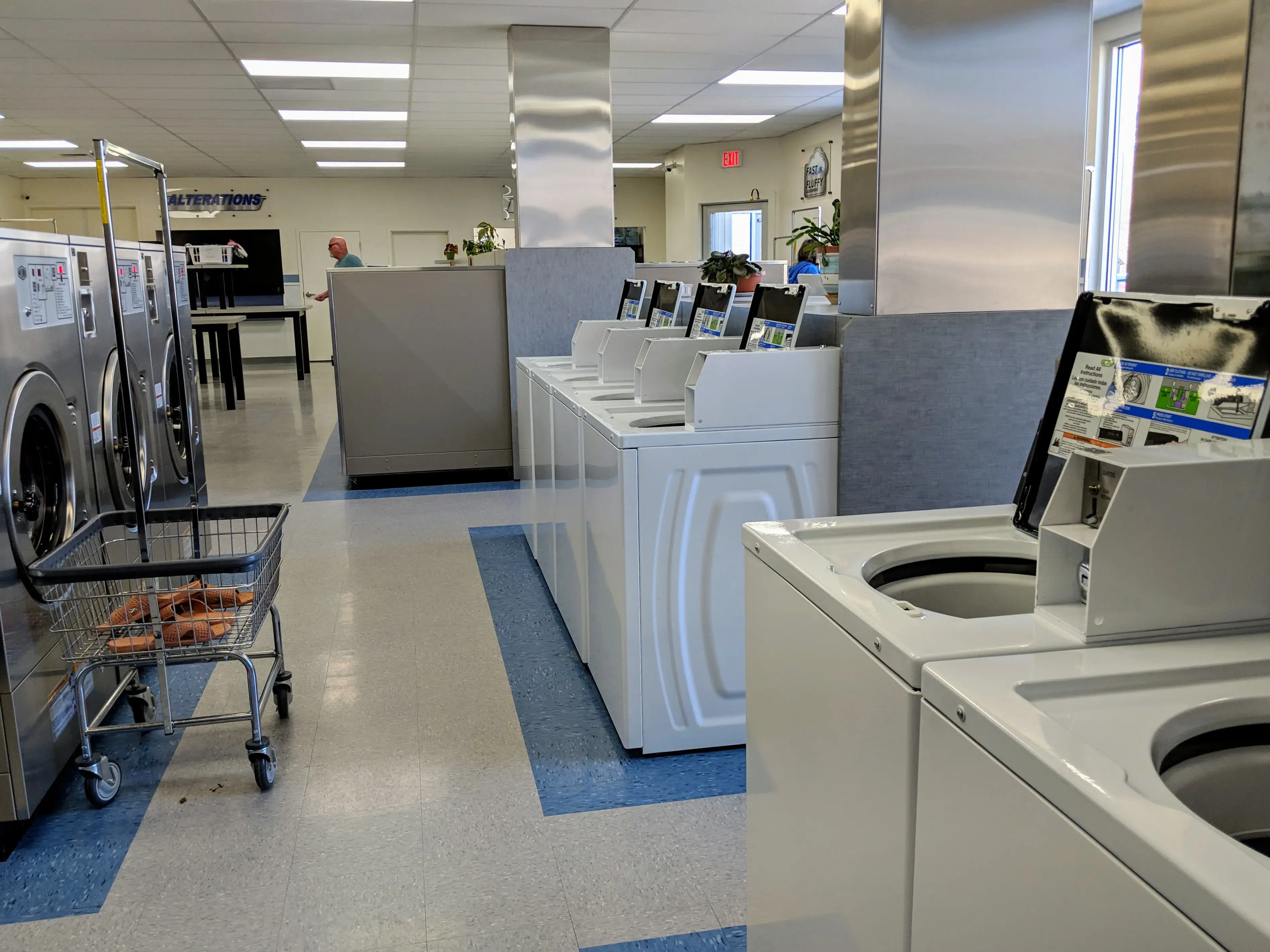 Fast & Fluffy Laundromat location