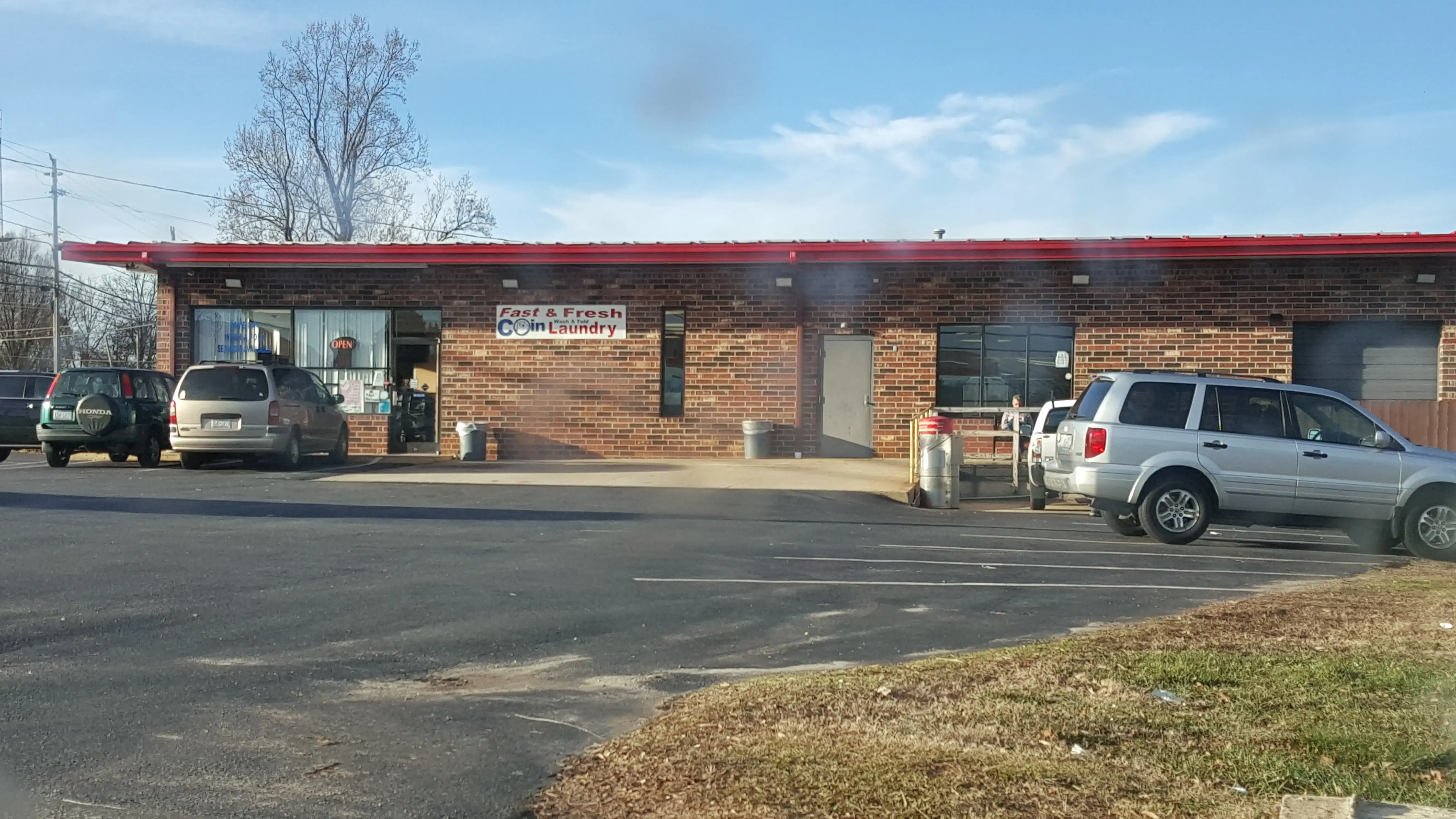 Fast & Fresh Coin Laundry - Image 7
