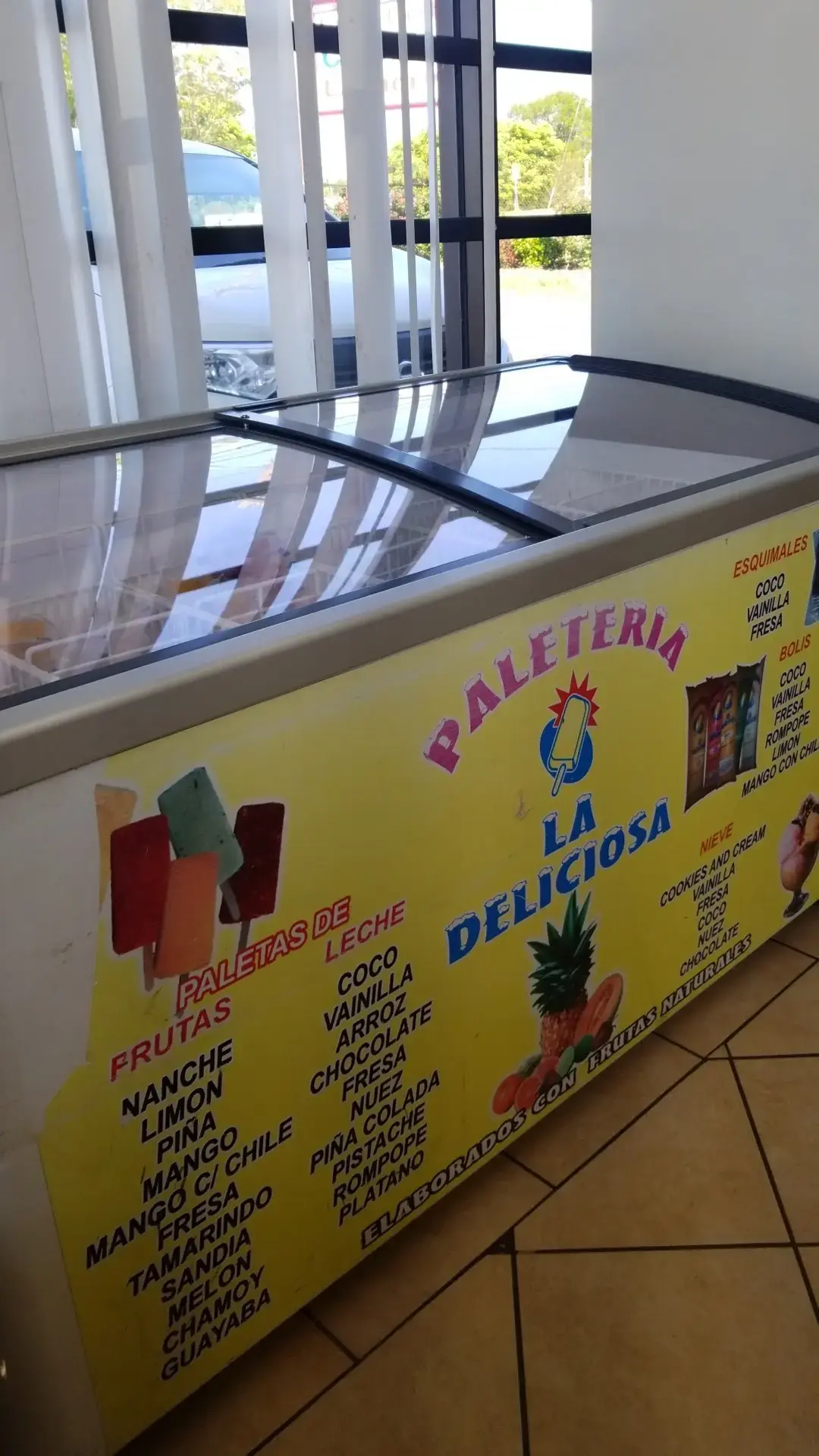 Fast & Fresh Coin Laundry - Image 12