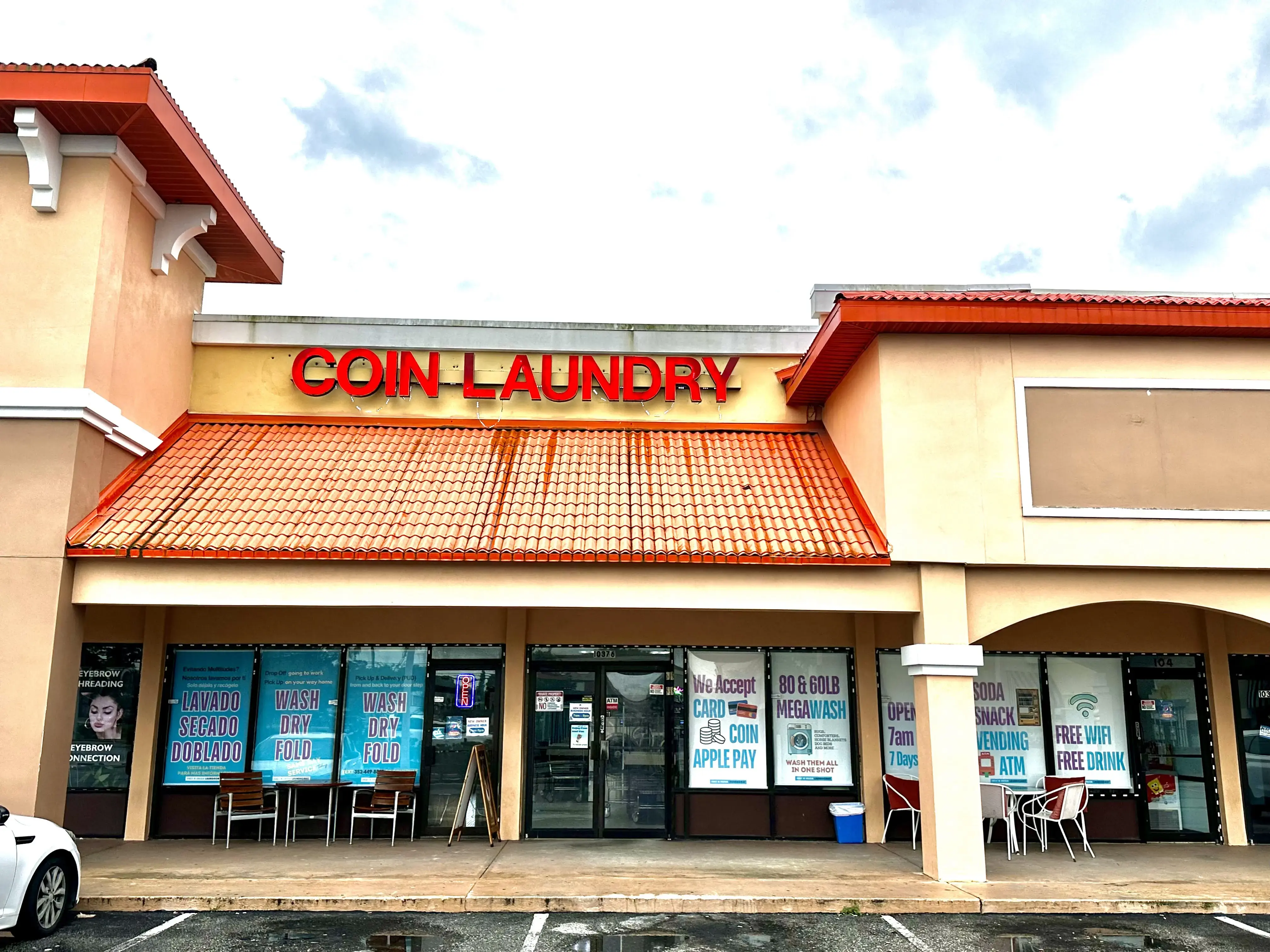 Fast Fresh Laundry Tower Place Laundromat - Image 5