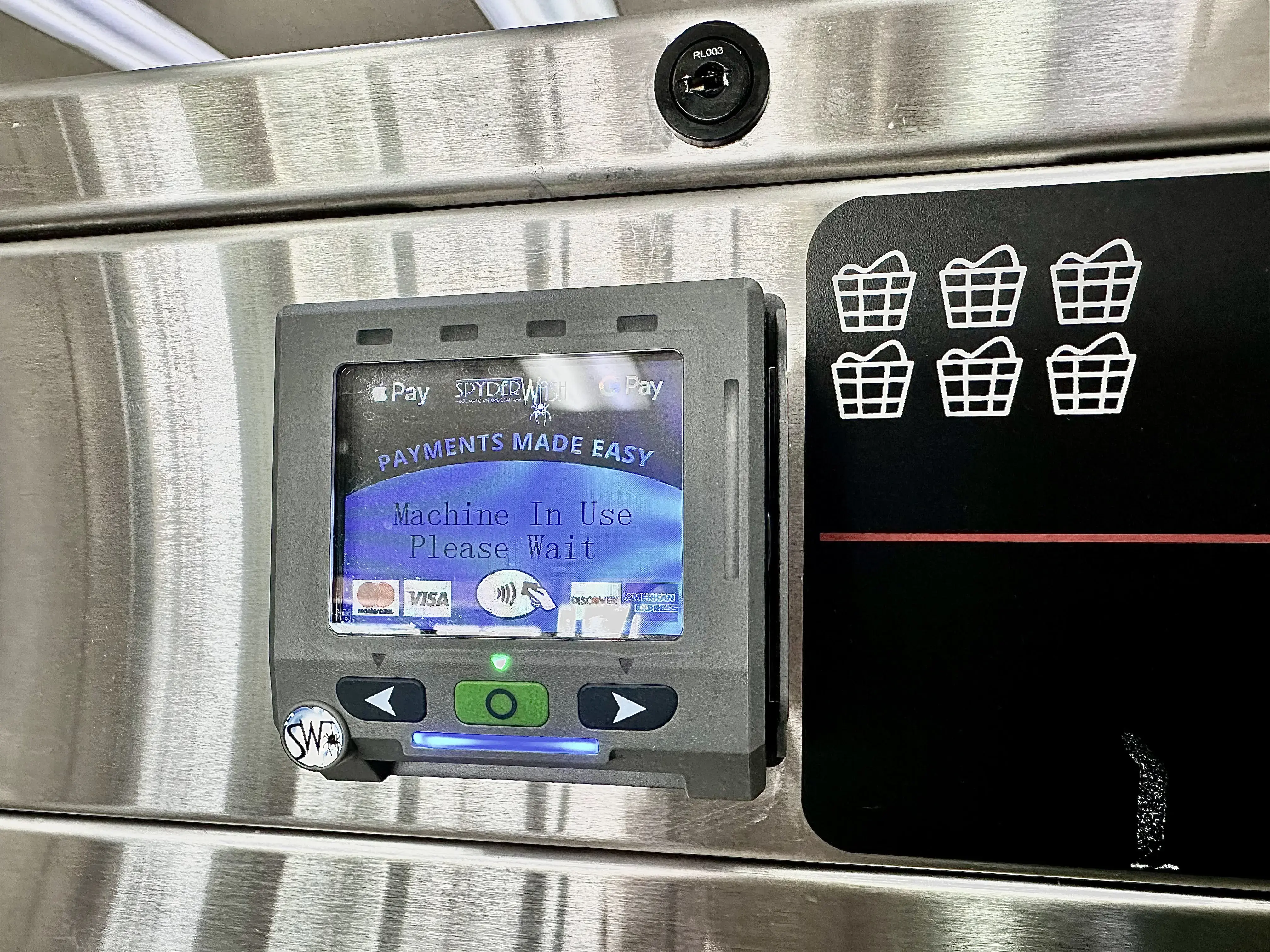 Fast Fresh Laundry Tower Place Laundromat - Image 12