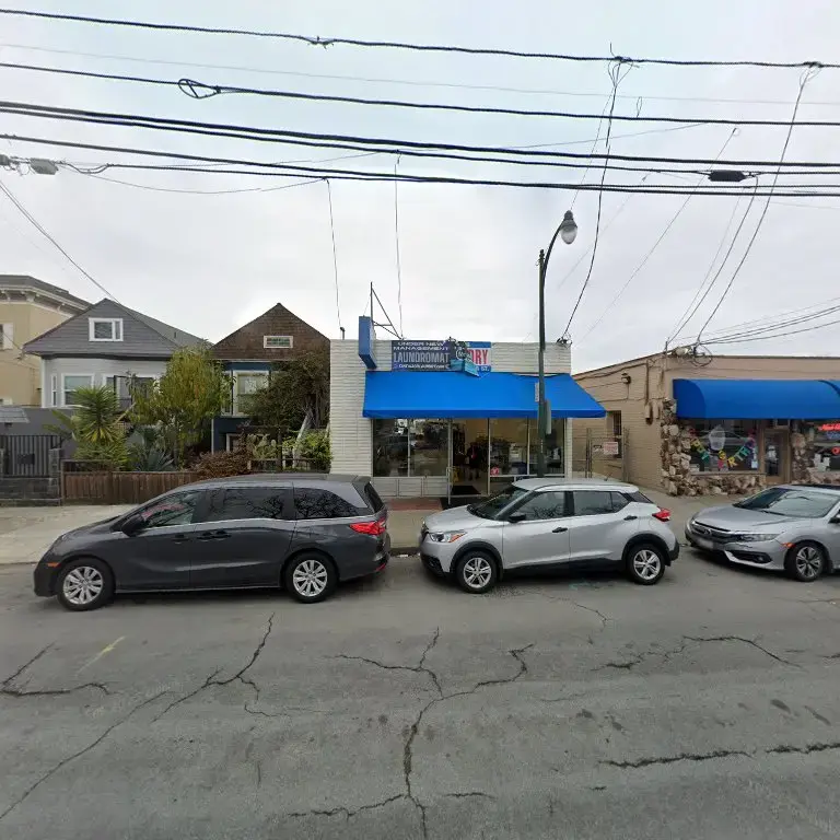 Fast Wash Laundromat thumbnail 4