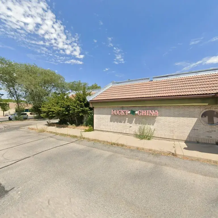Faye's Laundry and Drycleaning - Image 6