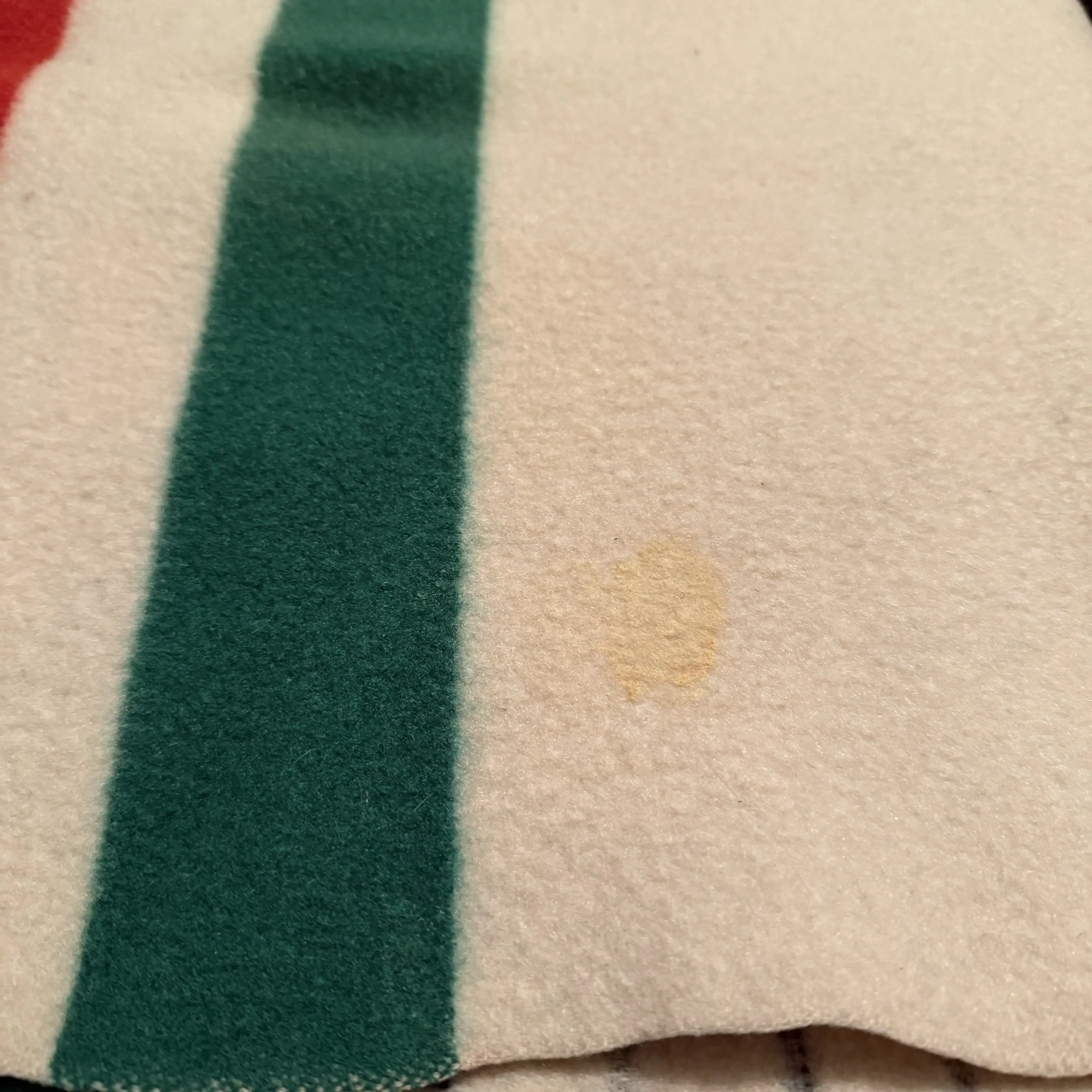 Faye's Laundry and Drycleaning - Image 3