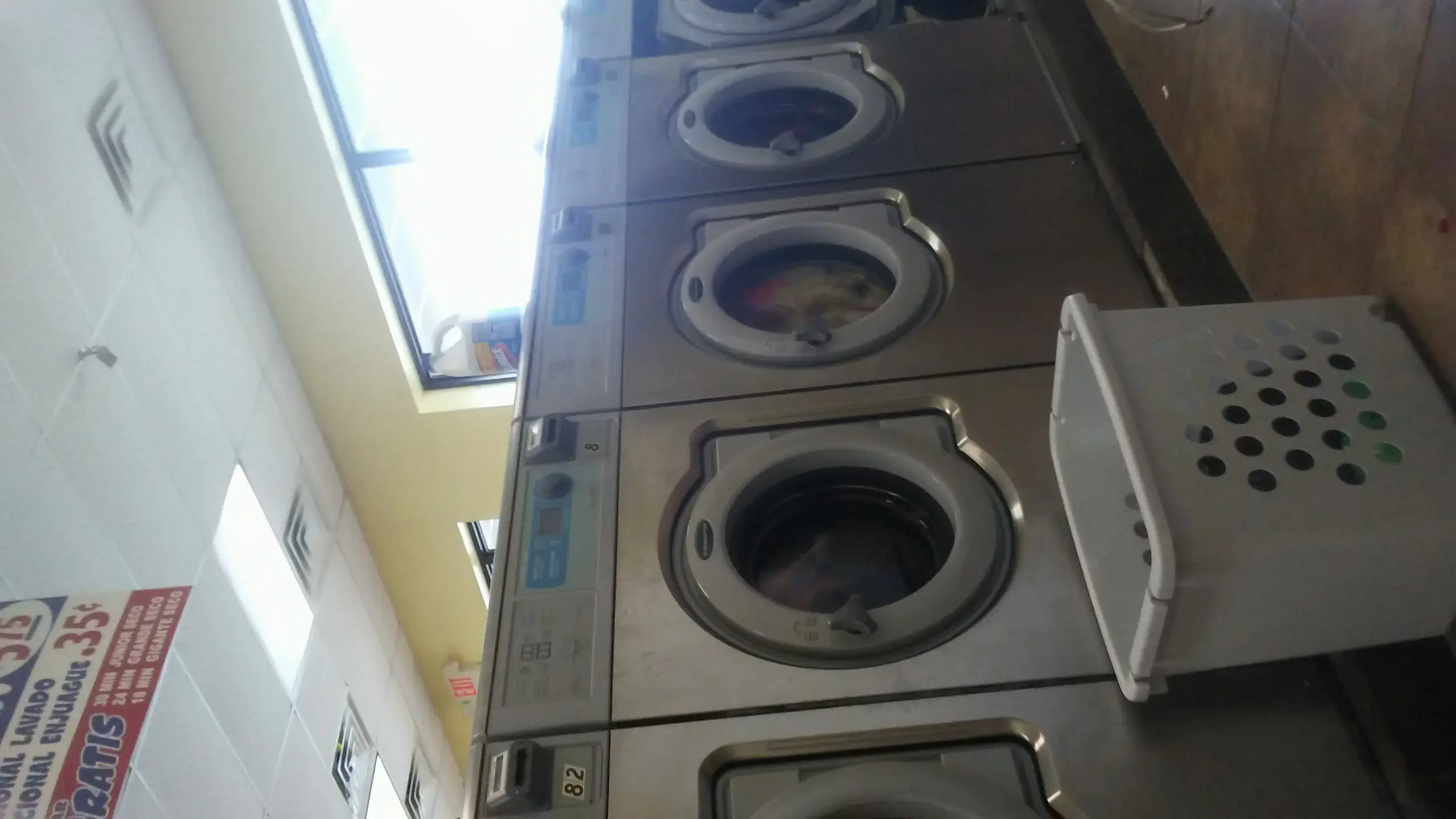 Federal Laundromat thumbnail 13