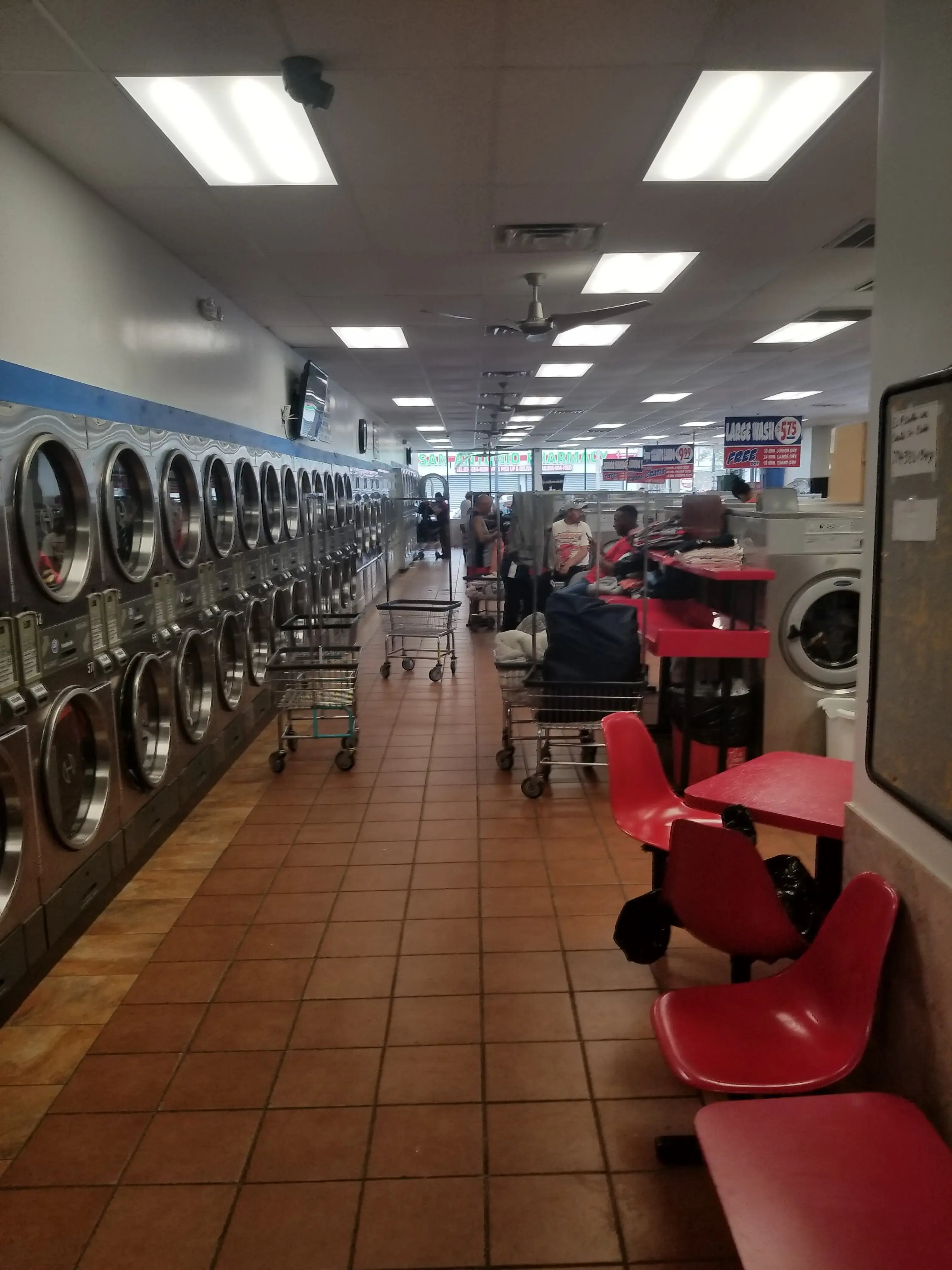 Federal Laundromat thumbnail 2