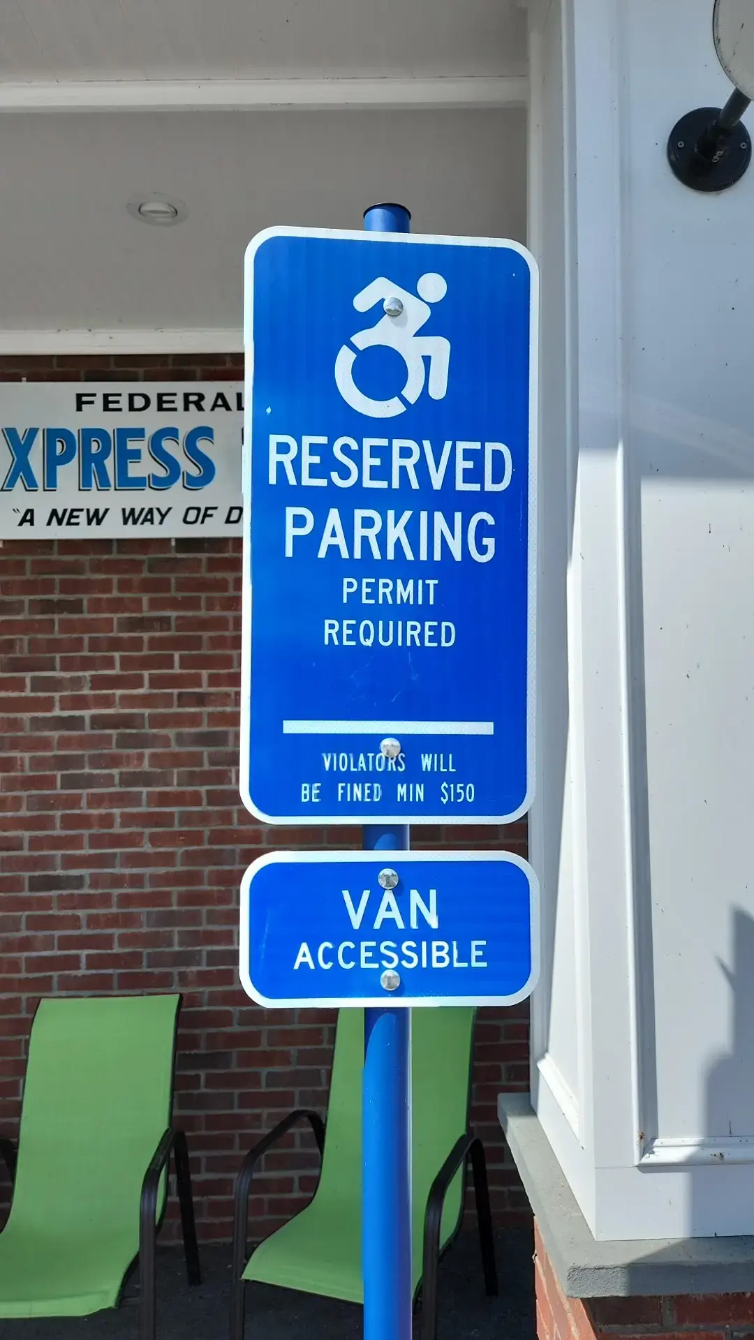 Federal Road Express Laundry - Image 7