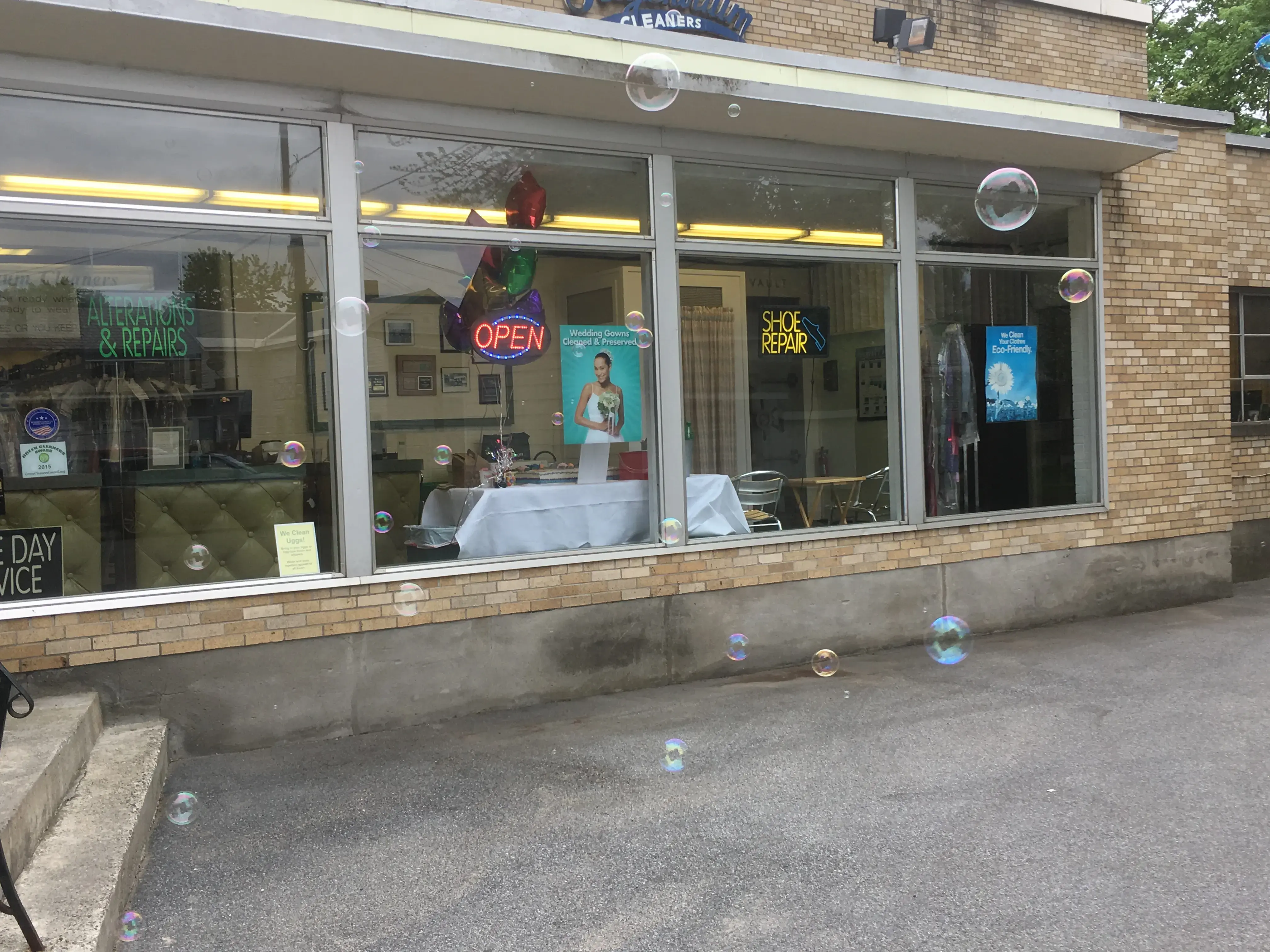 Feigenbaum Cleaners thumbnail 5