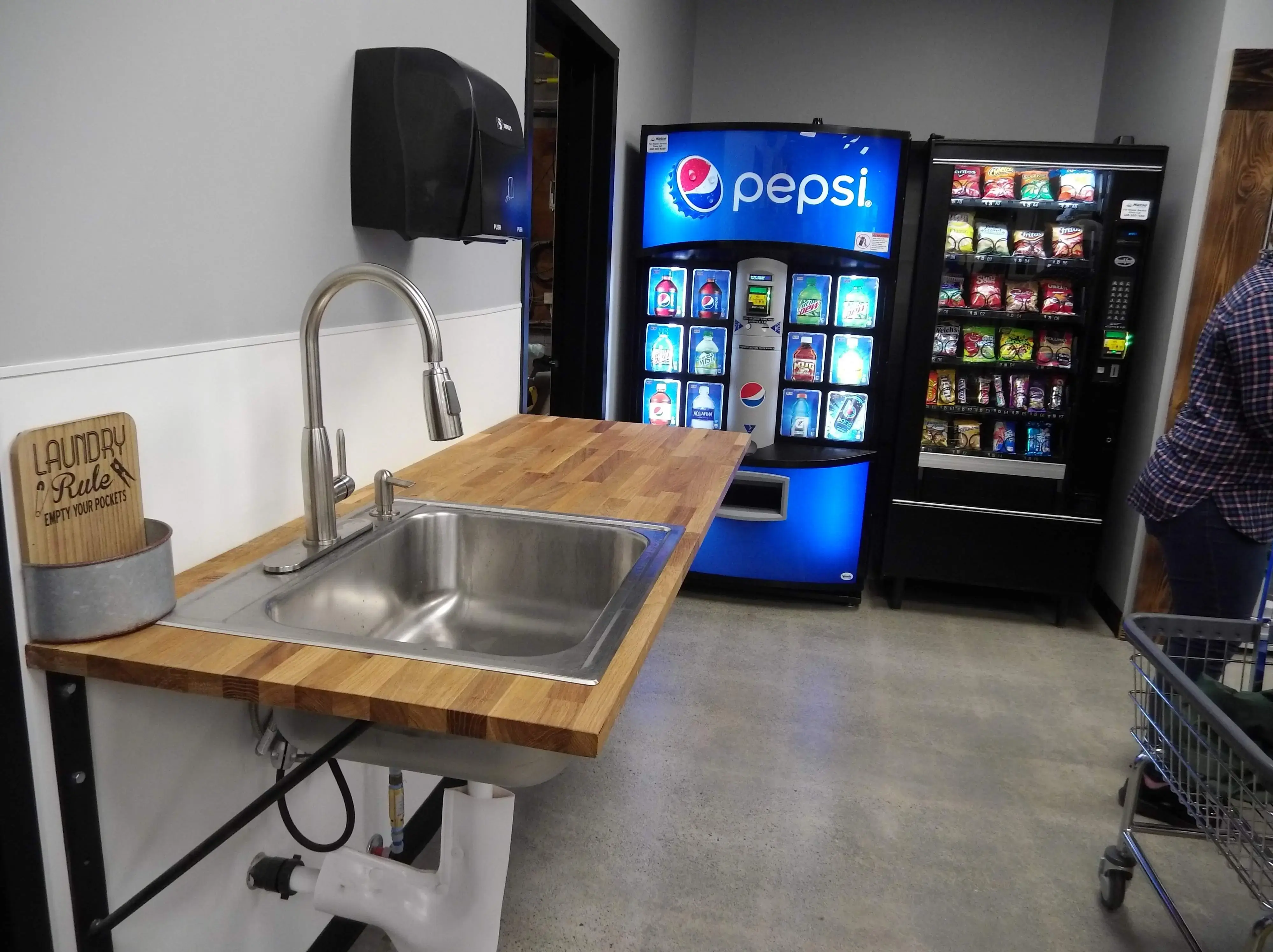 Ferndale Laundry - Image 14