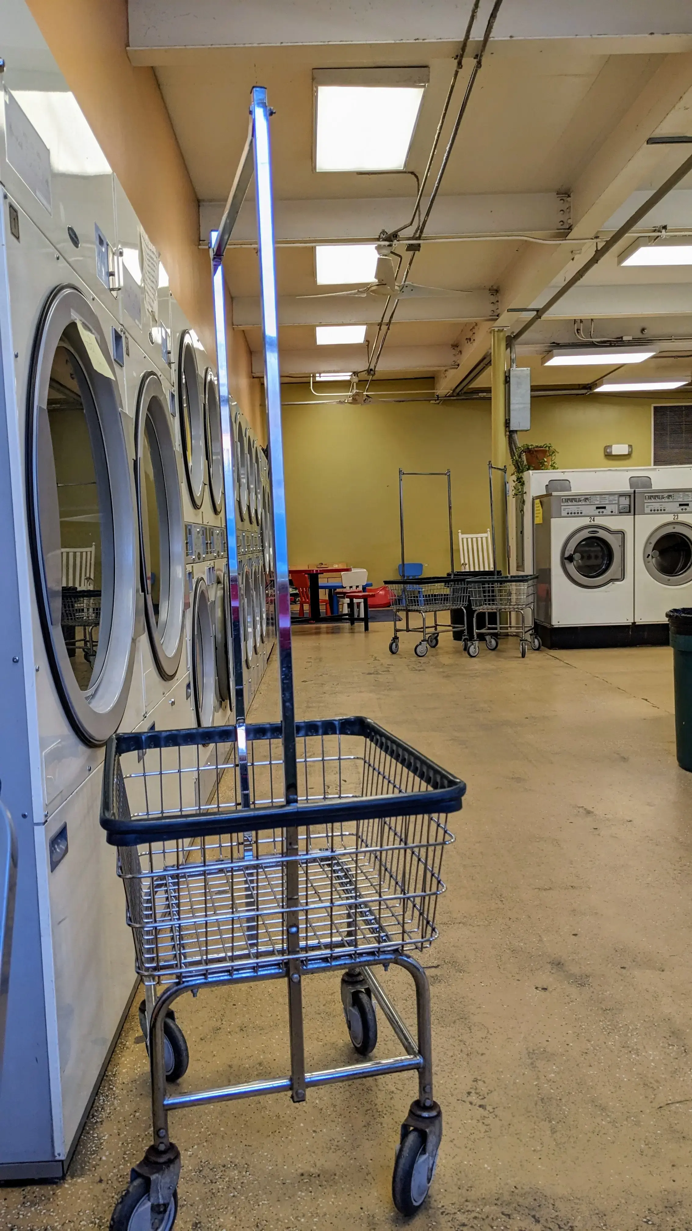 Fiesta Laundries - Image 18
