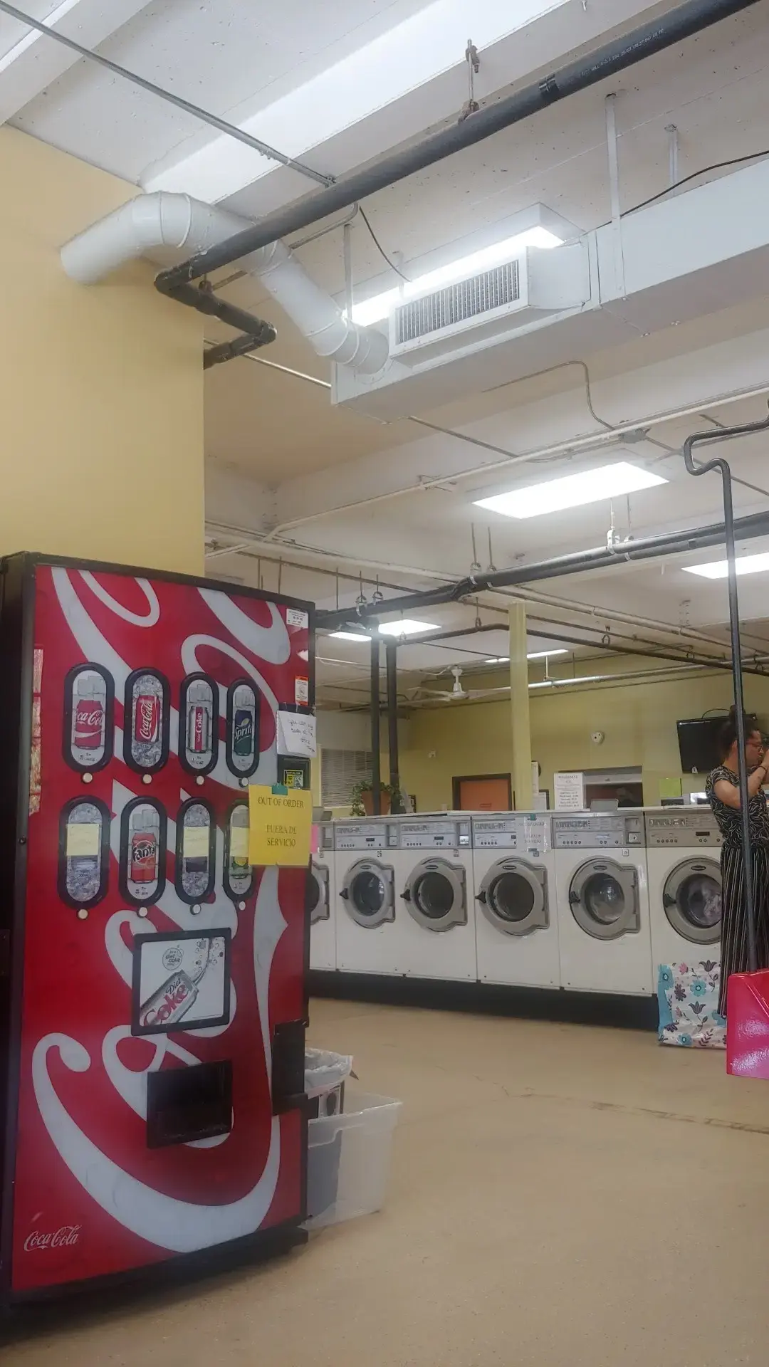 Fiesta Laundries thumbnail 9
