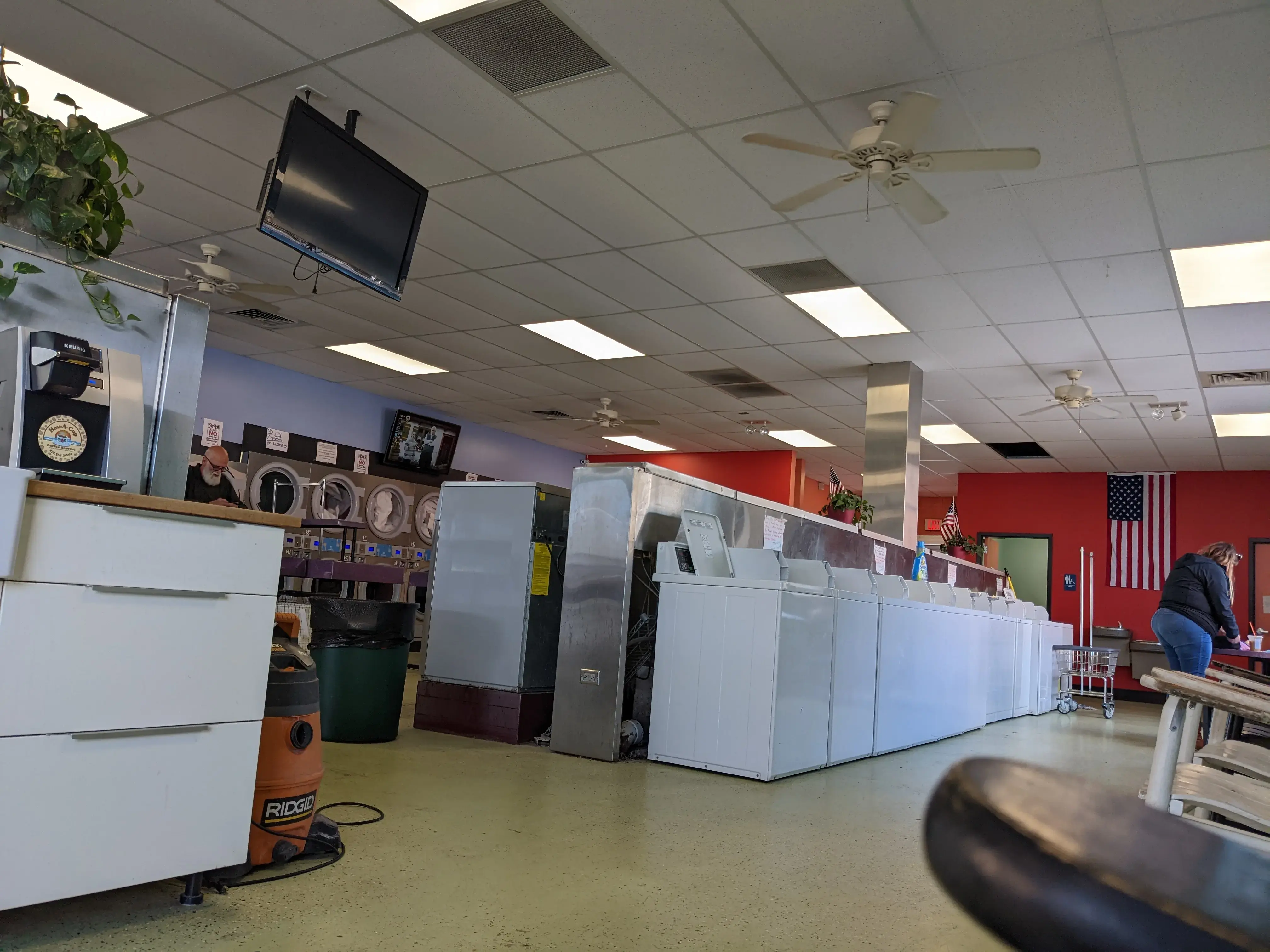 Fiesta Laundries - Image 8
