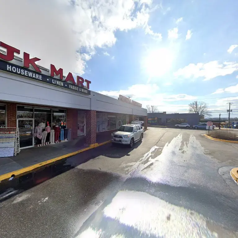 Fiesta Laundromat in Takoma Park thumbnail 17