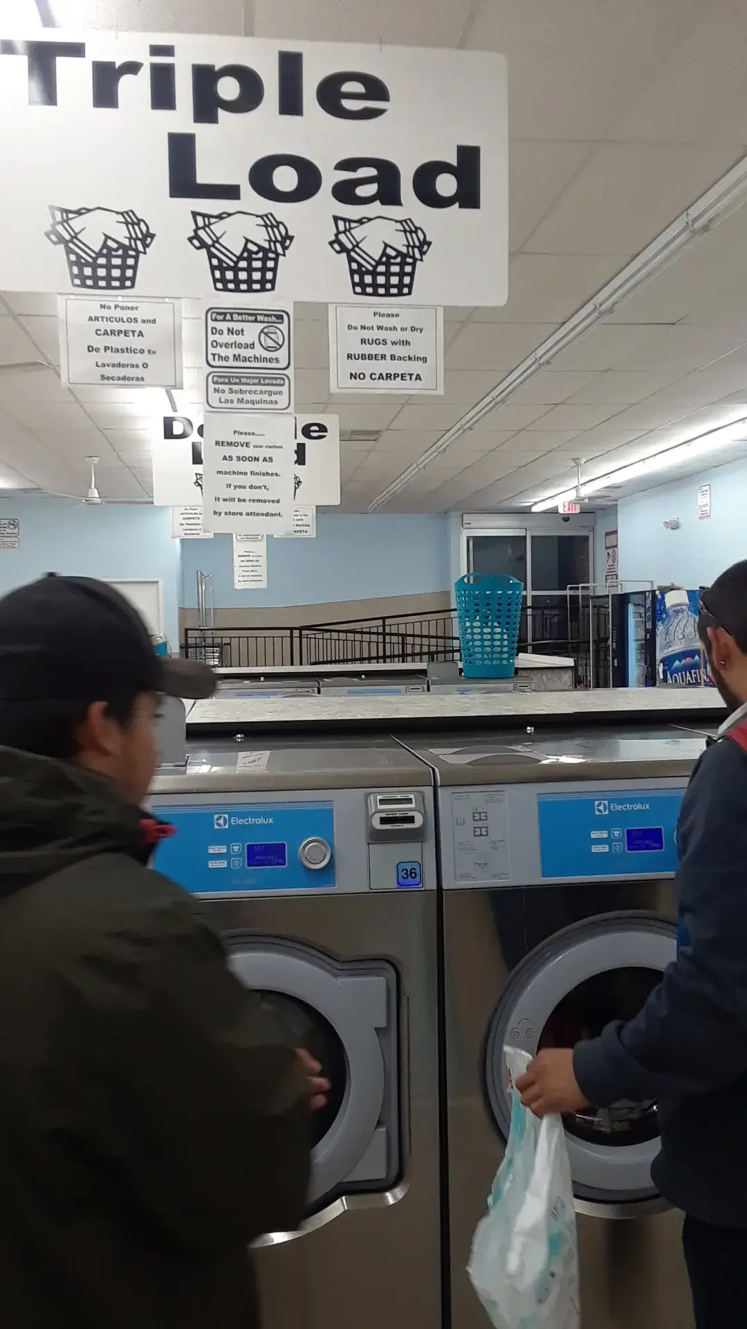 Fiesta Laundromat in Takoma Park - Image 14