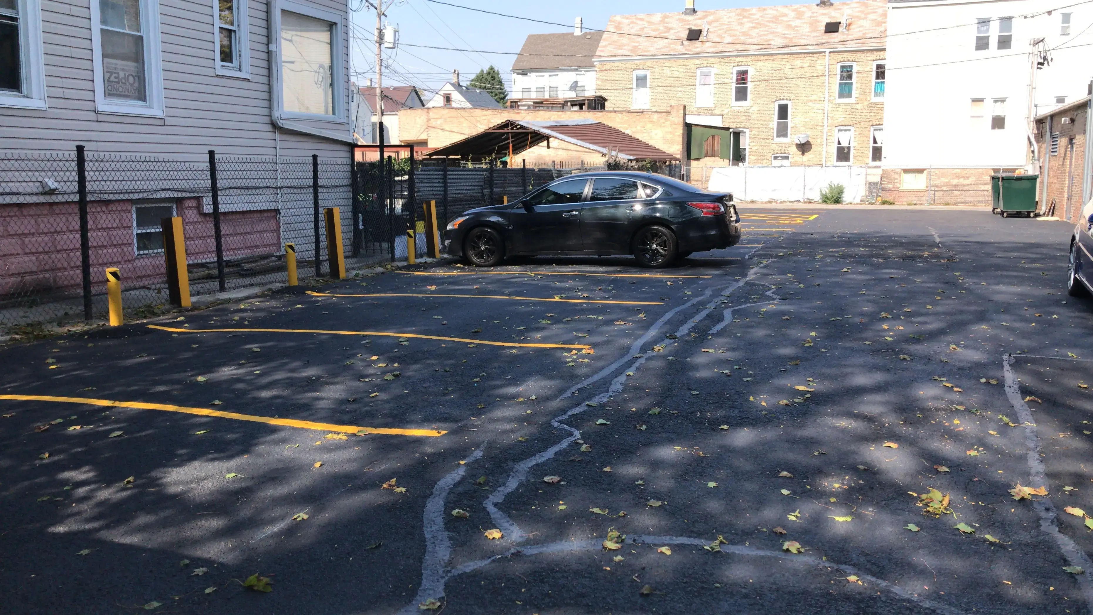 Fiesta Wash Coin Laundromat& pickup and delivery thumbnail 4
